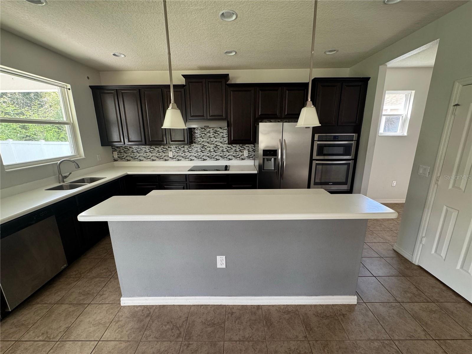 Single Family Residence at 2936 BOATING BLVD, KISSIMMEE, photo 5 of 34