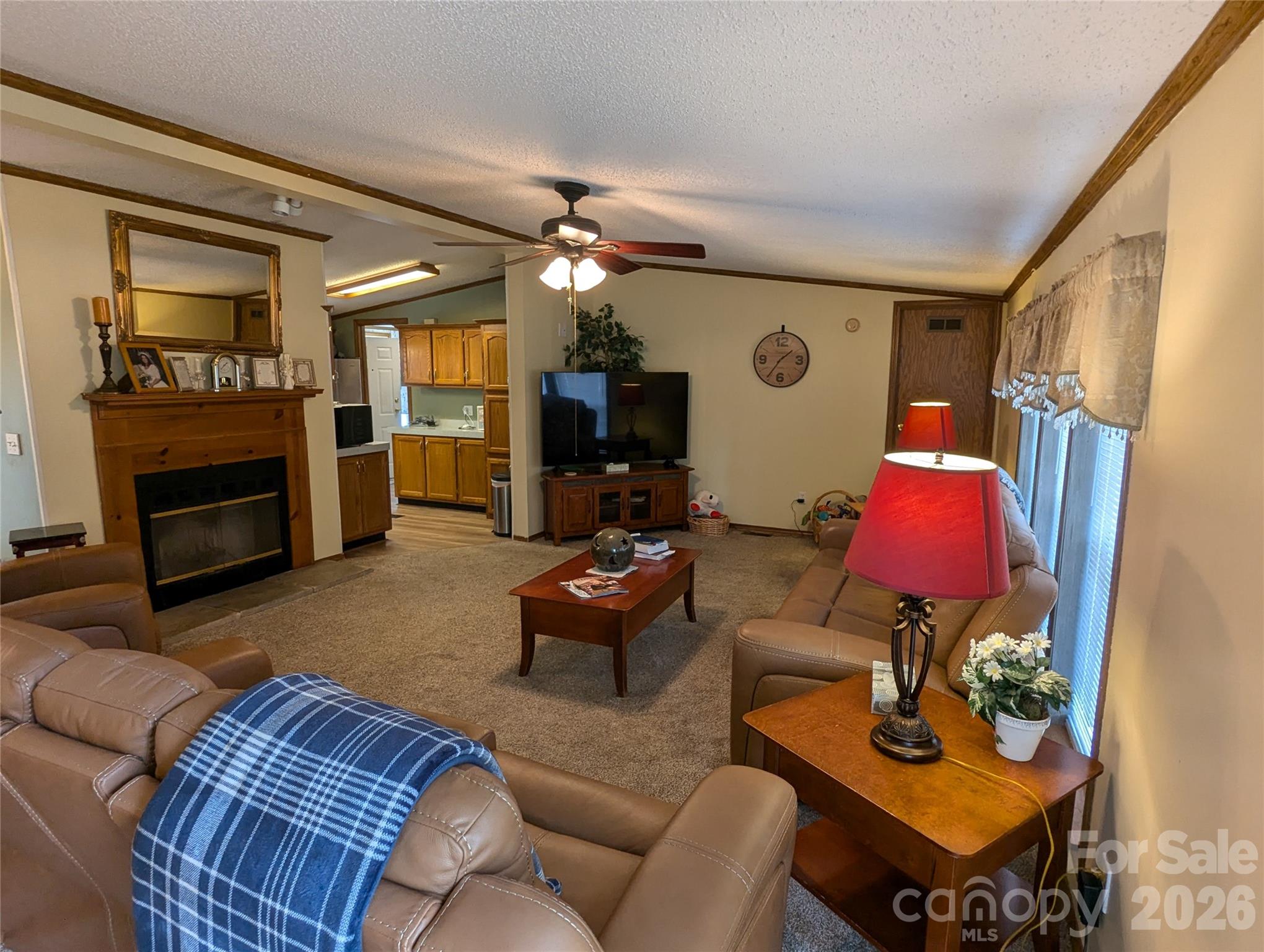Single Family Residence at 6846 Potter Road, Matthews, photo 4 of 26