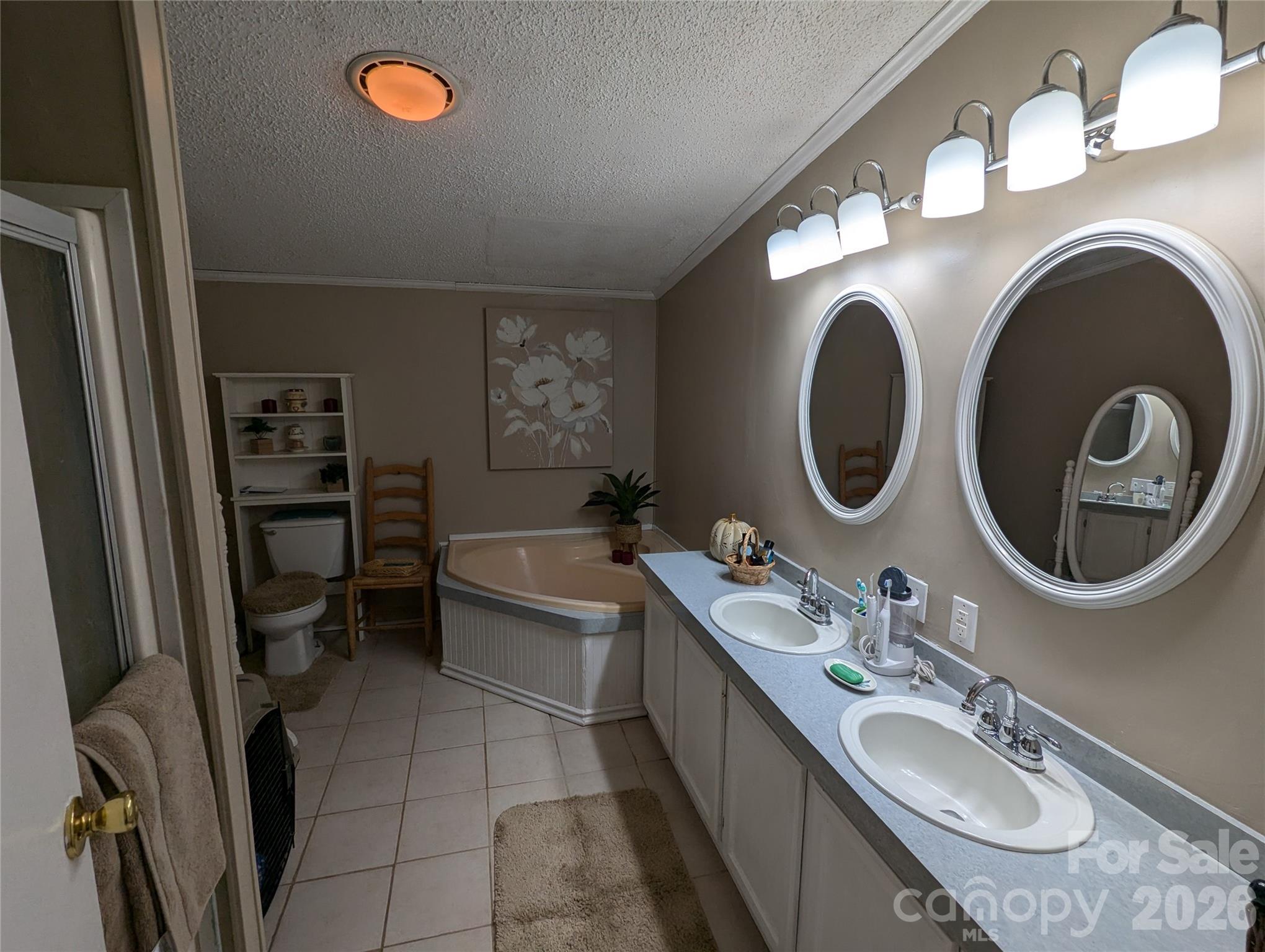 Single Family Residence at 6846 Potter Road, Matthews, photo 11 of 26