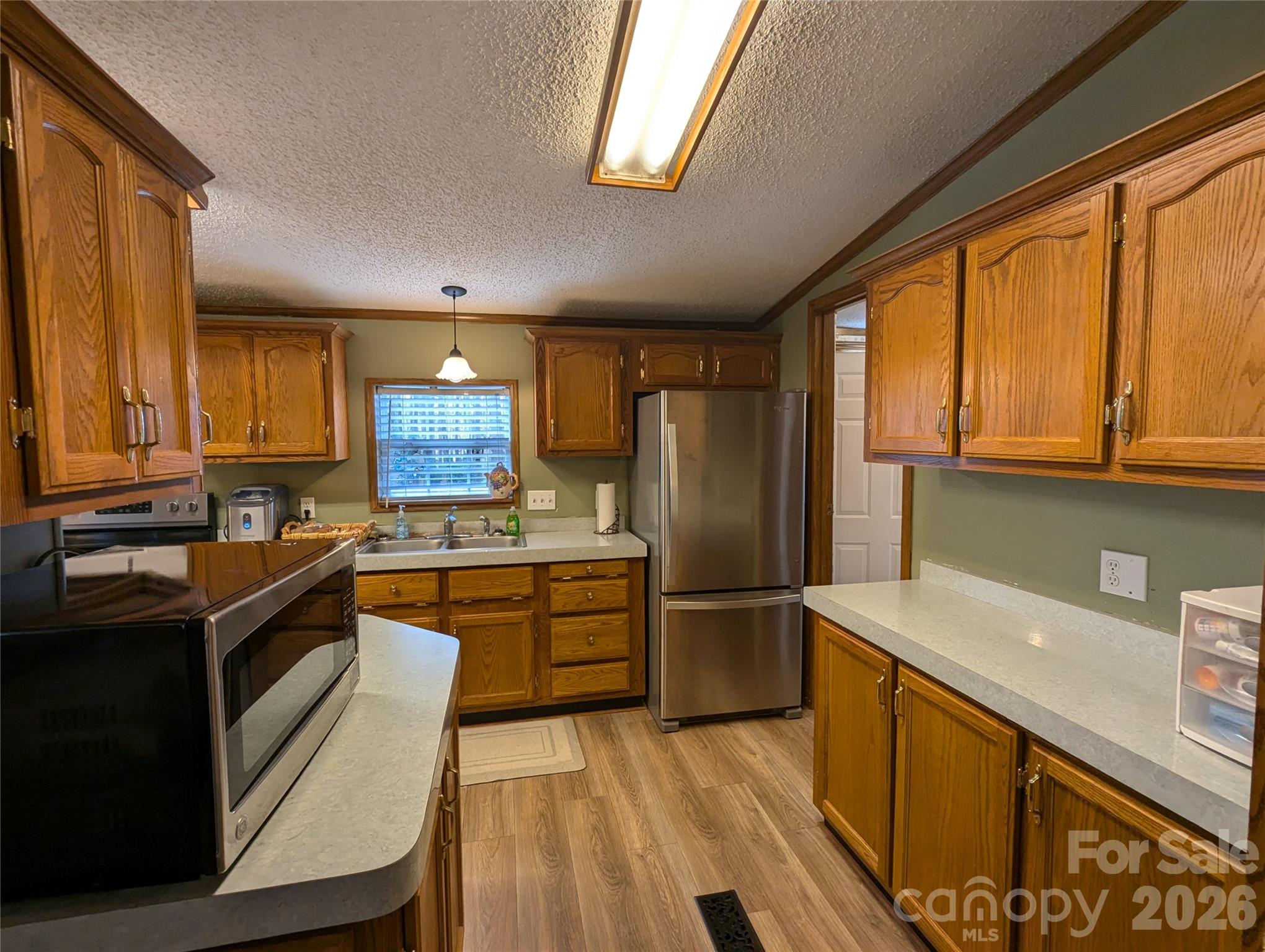 Single Family Residence at 6846 Potter Road, Matthews, photo 17 of 26
