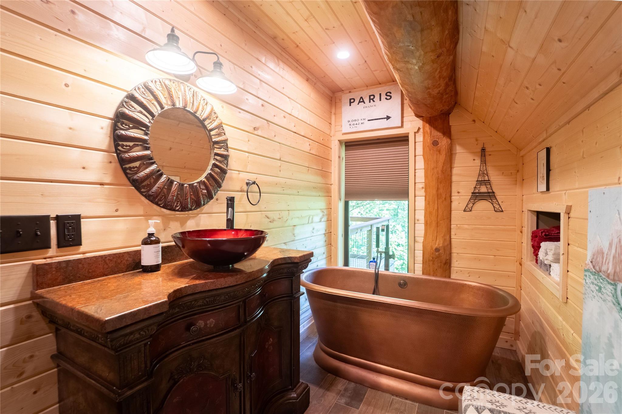 loft full bathroom - 142 W Southwood Drive, Brevard
