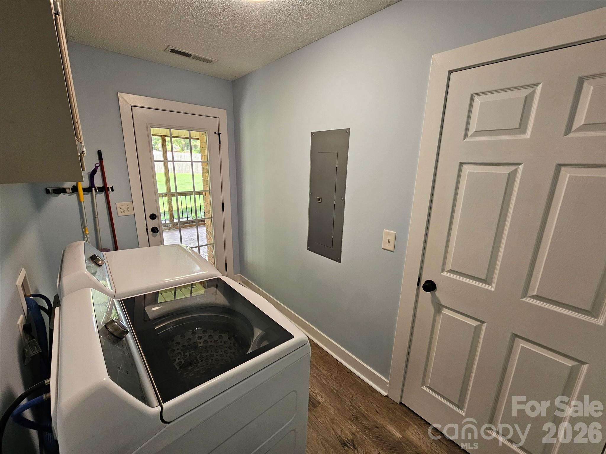Laundry Room - 1035 Waterway Drive, Sumter