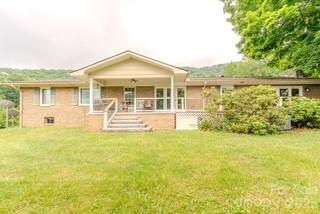 Single Family Residence at 455 Avery Lane, Newland, photo 3 of 48