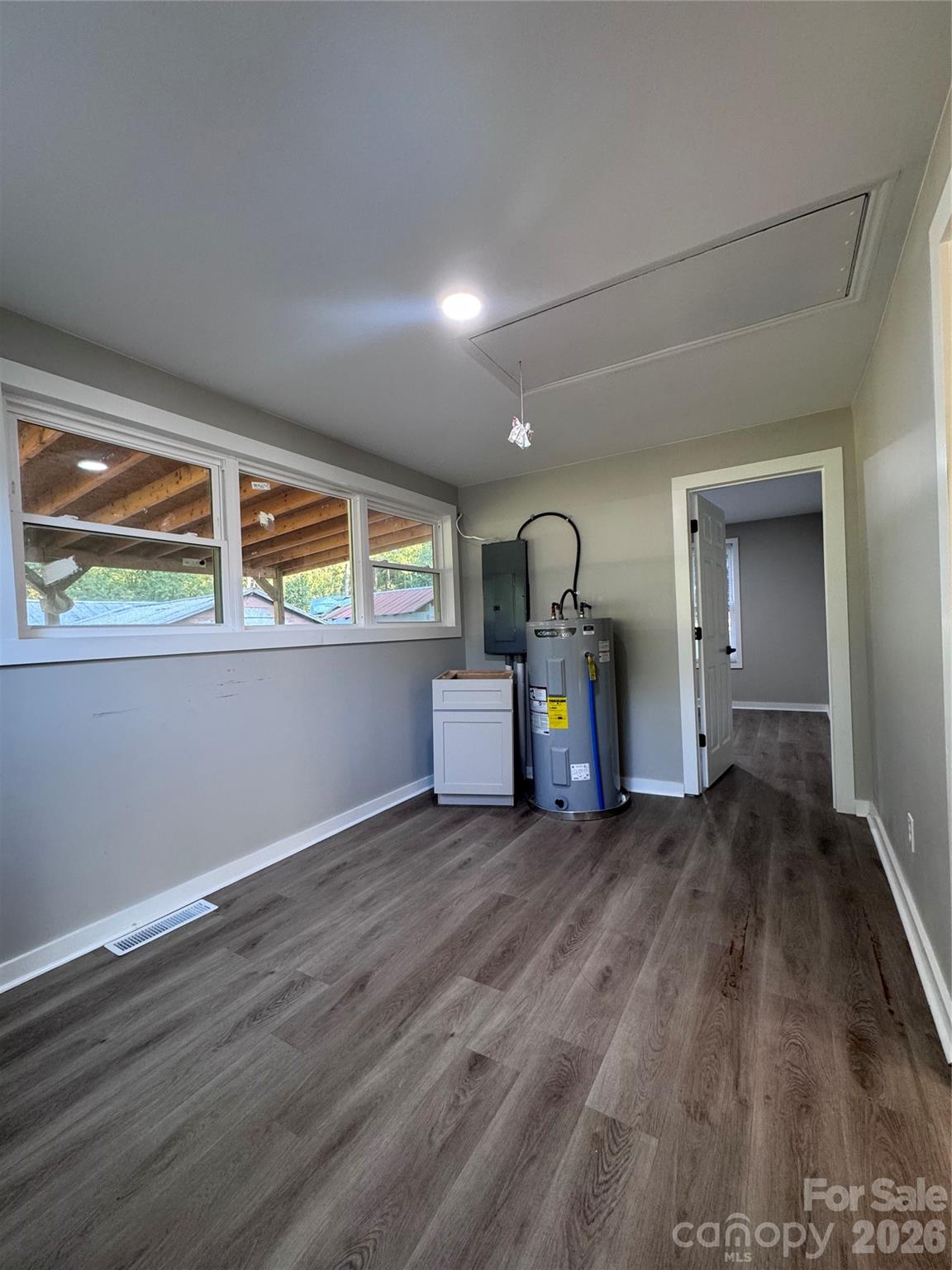laundry/mud room - 32146 Nc 740 Highway, Albemarle
