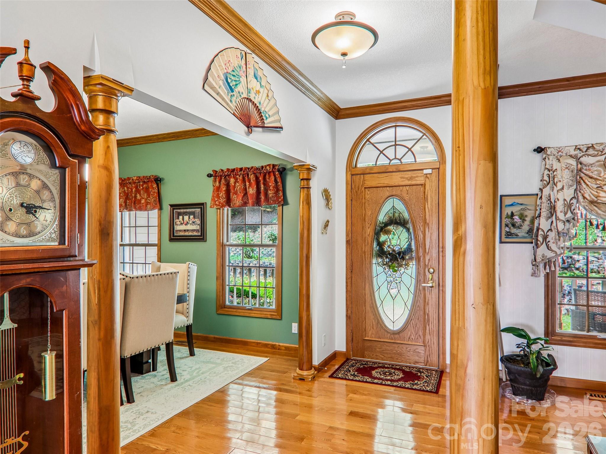 Entry foyer, open to the den and dining room. - 16 Hobe Crest, Hendersonville