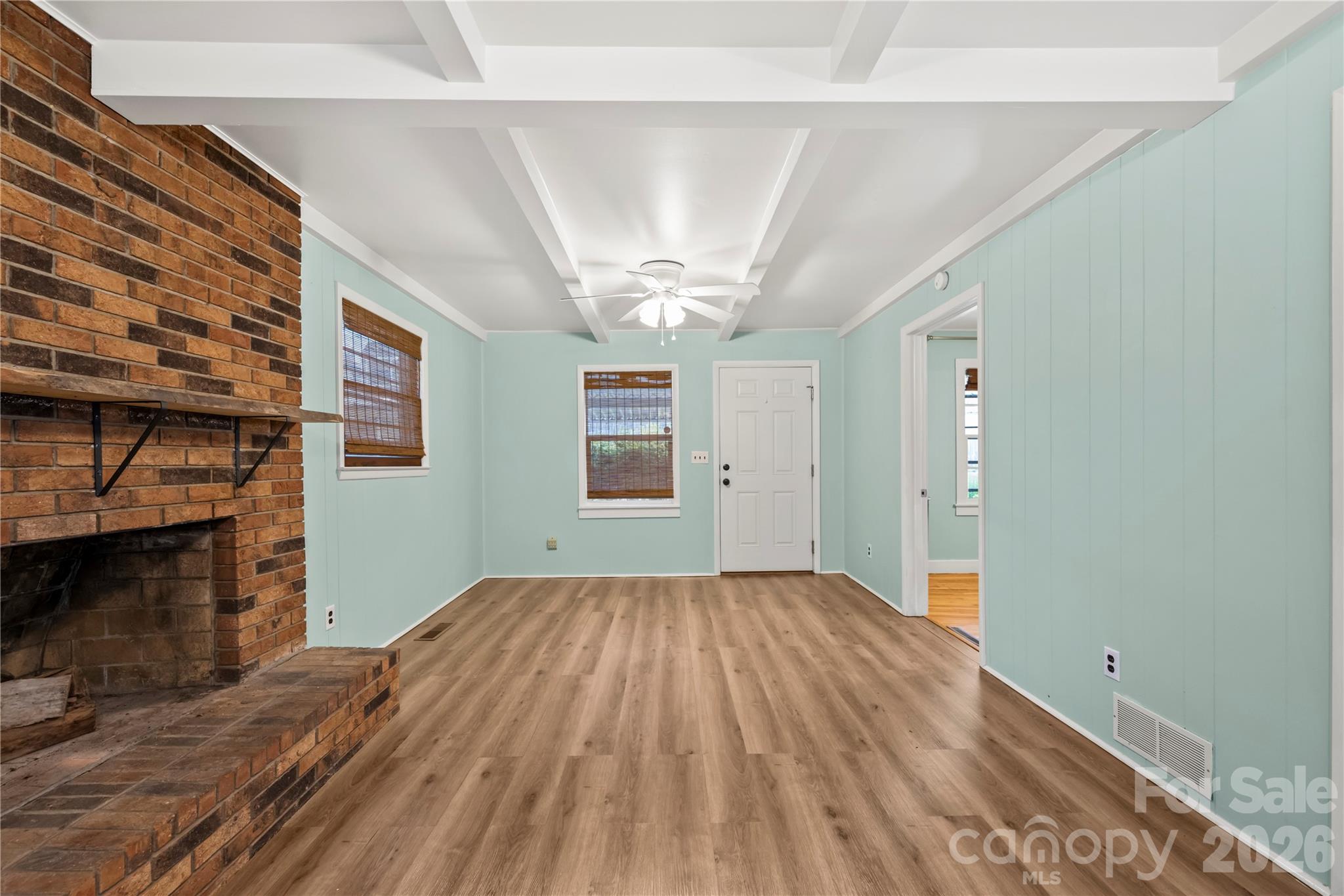 Single Family Residence at 2 Bostic Place, Asheville, photo 11 of 32