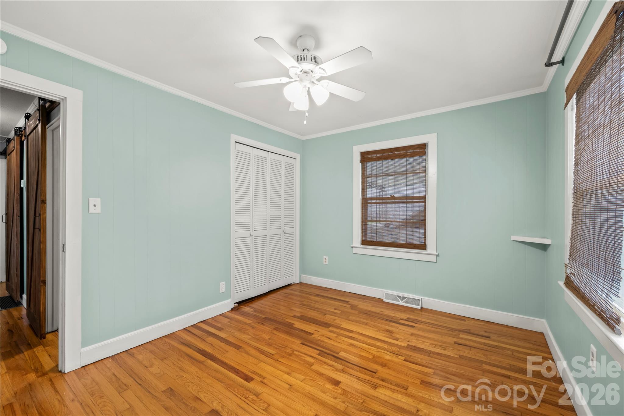 Single Family Residence at 2 Bostic Place, Asheville, photo 16 of 32
