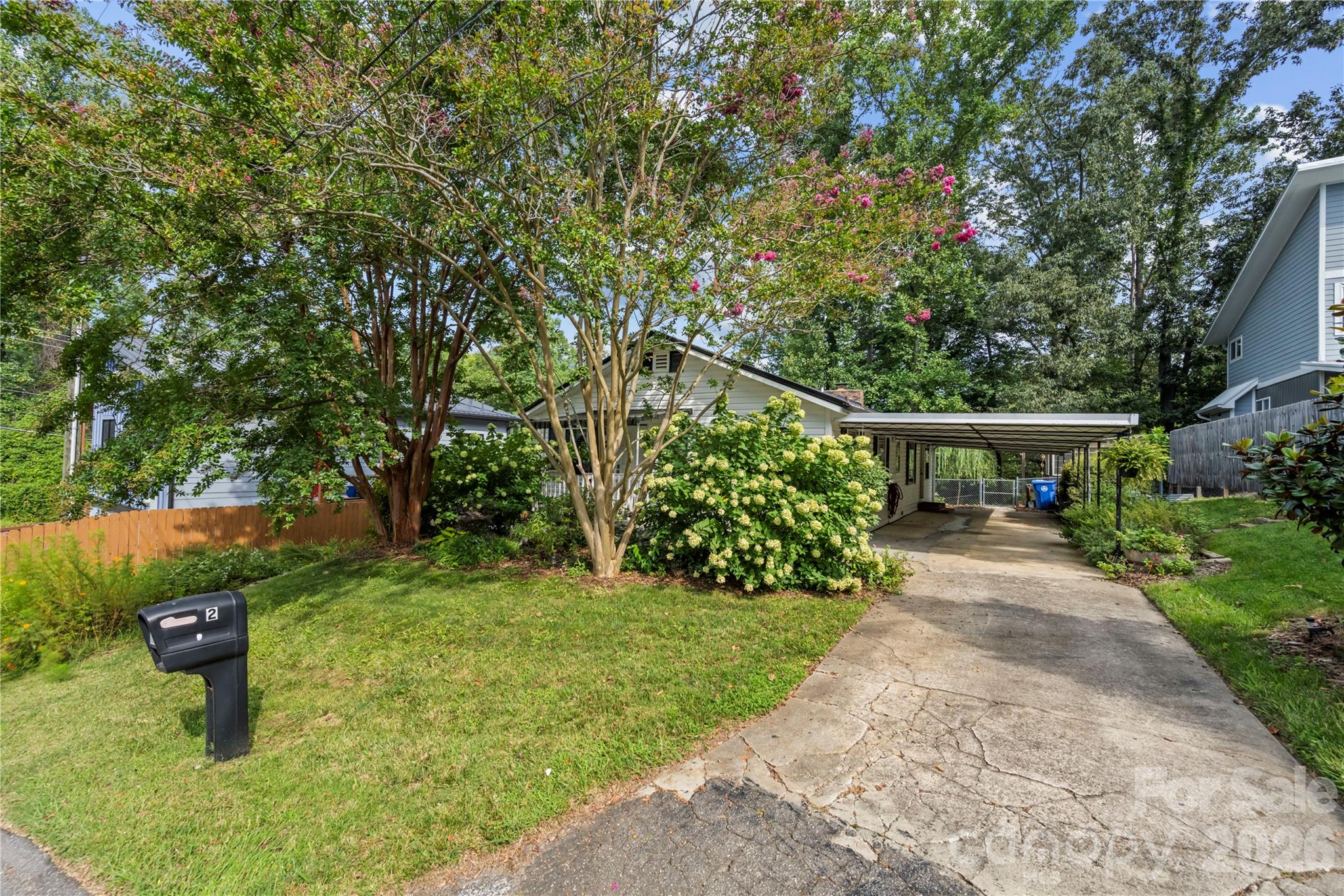 Single Family Residence at 2 Bostic Place, Asheville, photo 26 of 32