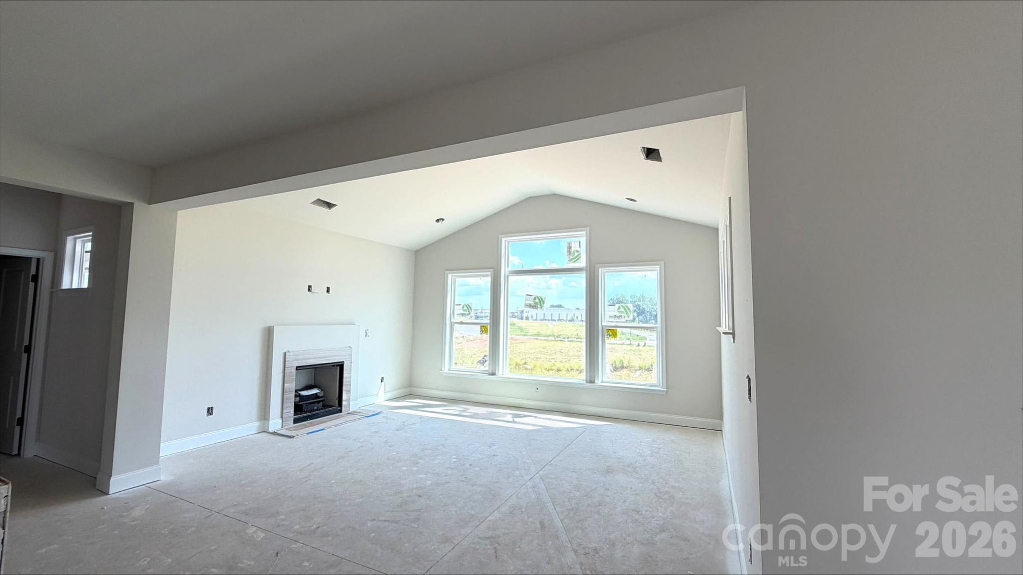 Family Room - 133 Howe Road, Mooresville