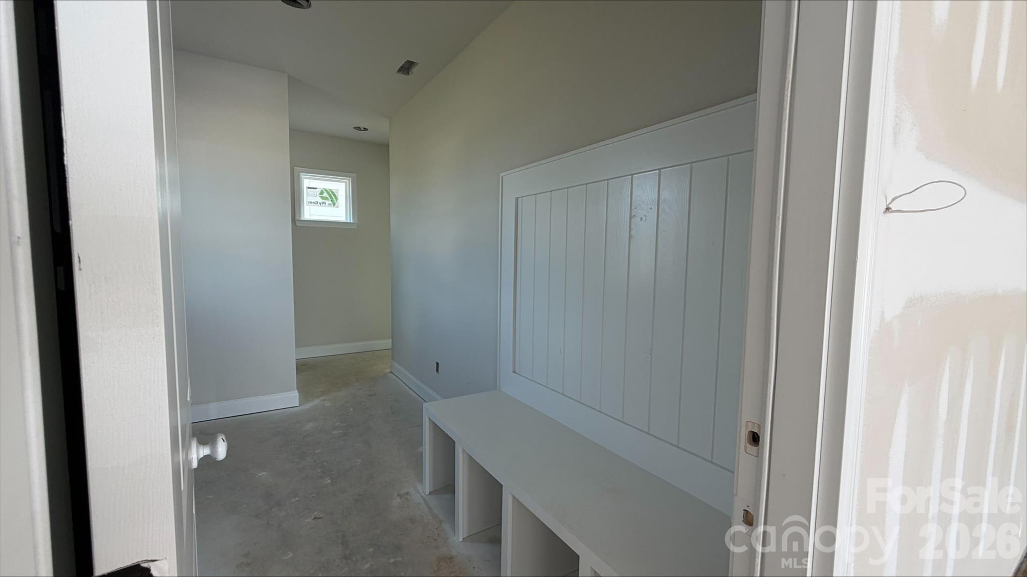 Mud Room - 133 Howe Road, Mooresville