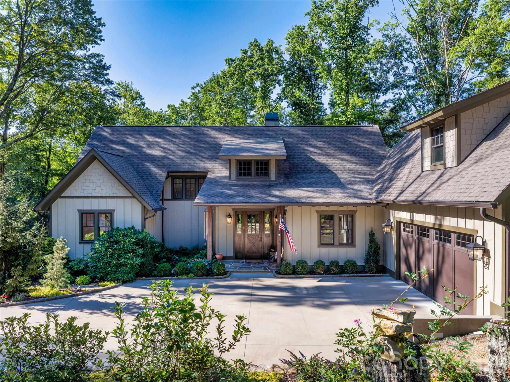 Front Entry with mature lanscaping - 442 Autumn Sky Drive, Hendersonville