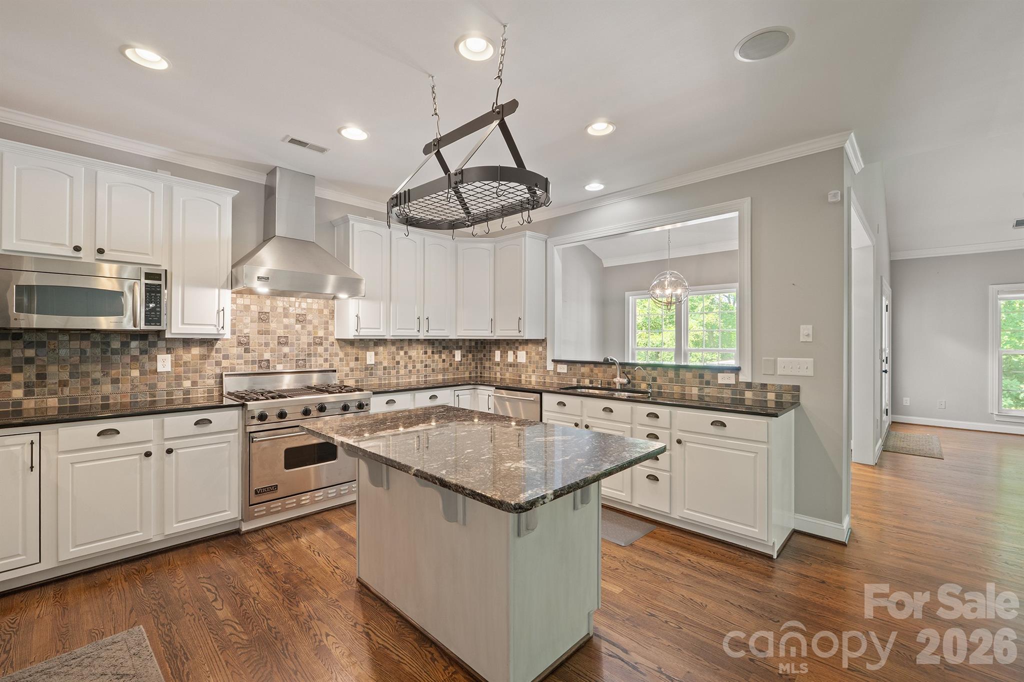 Townhouse at 14509 Greenpoint Lane, Huntersville, photo 7 of 41