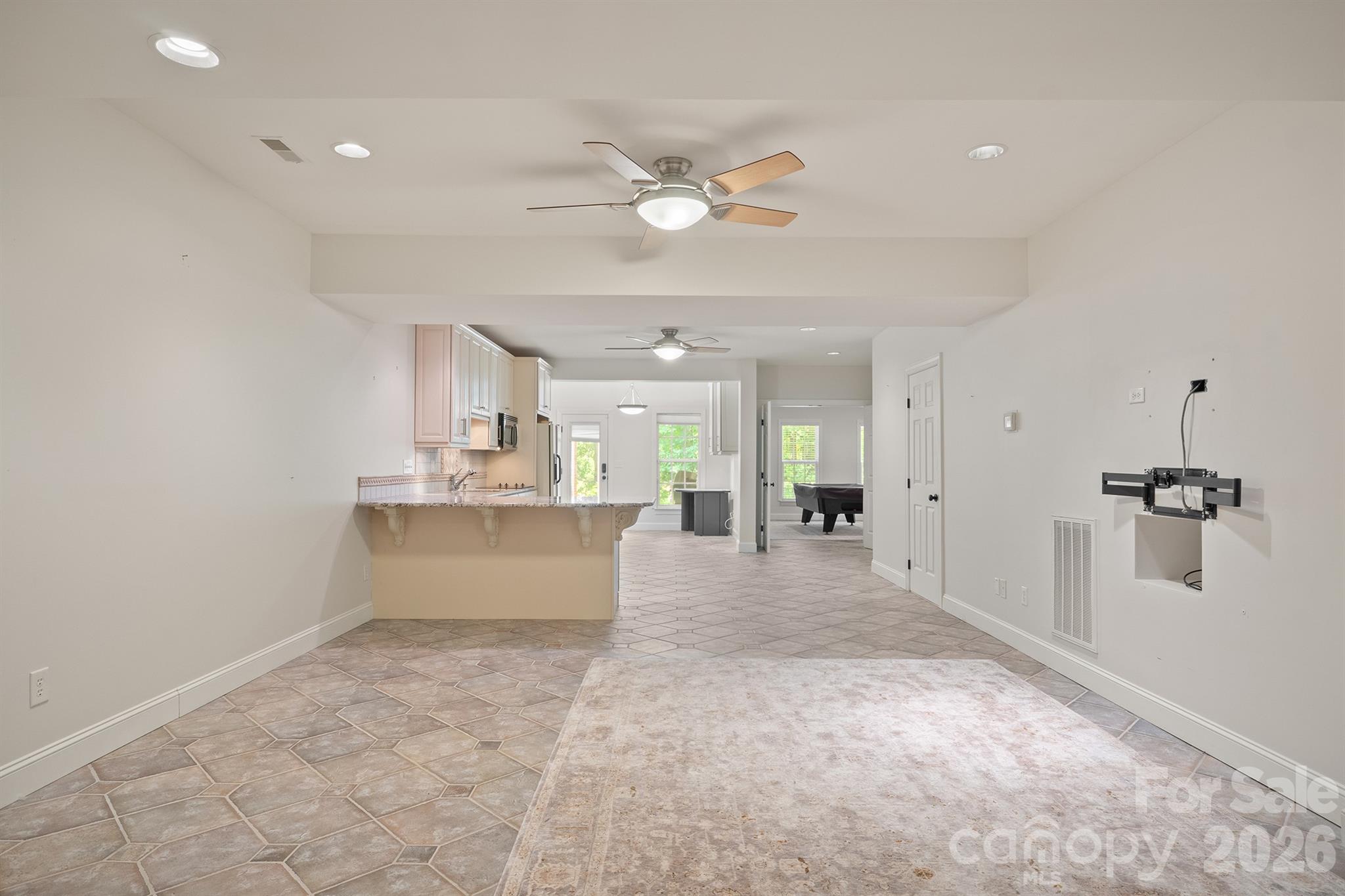 Basement with kitchen - 14509 Greenpoint Lane, Huntersville