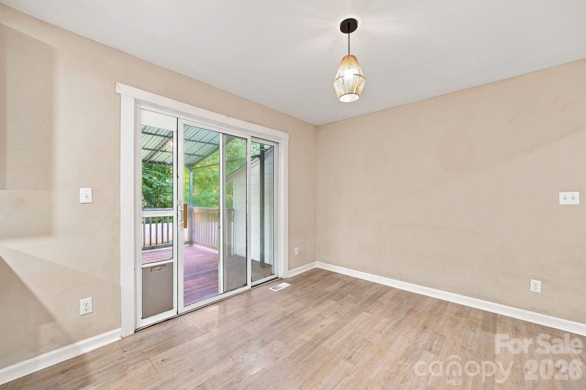 Single Family Residence at 600 Briar Creek Road, Gastonia, photo 9 of 33