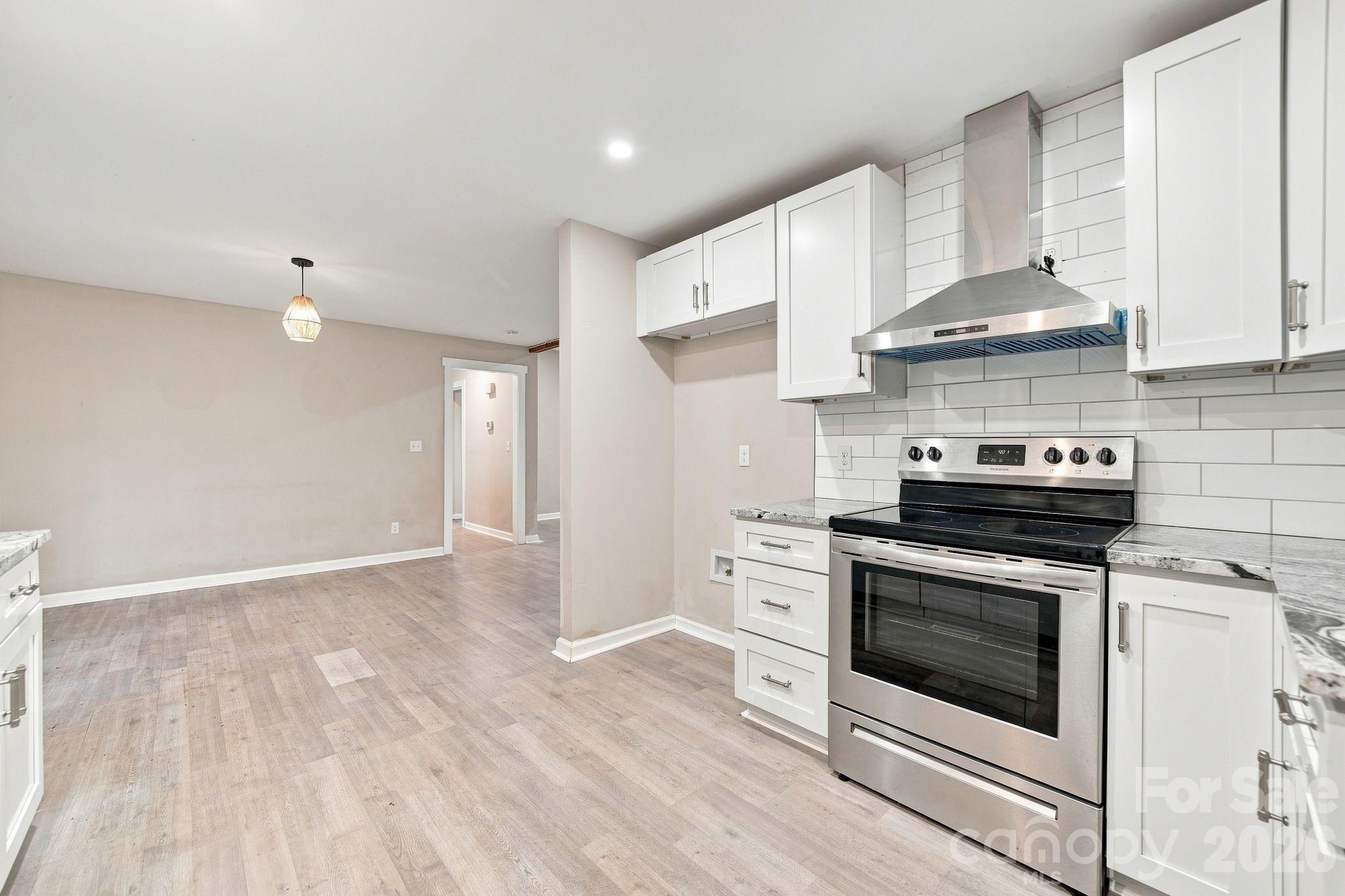 Single Family Residence at 600 Briar Creek Road, Gastonia, photo 12 of 33
