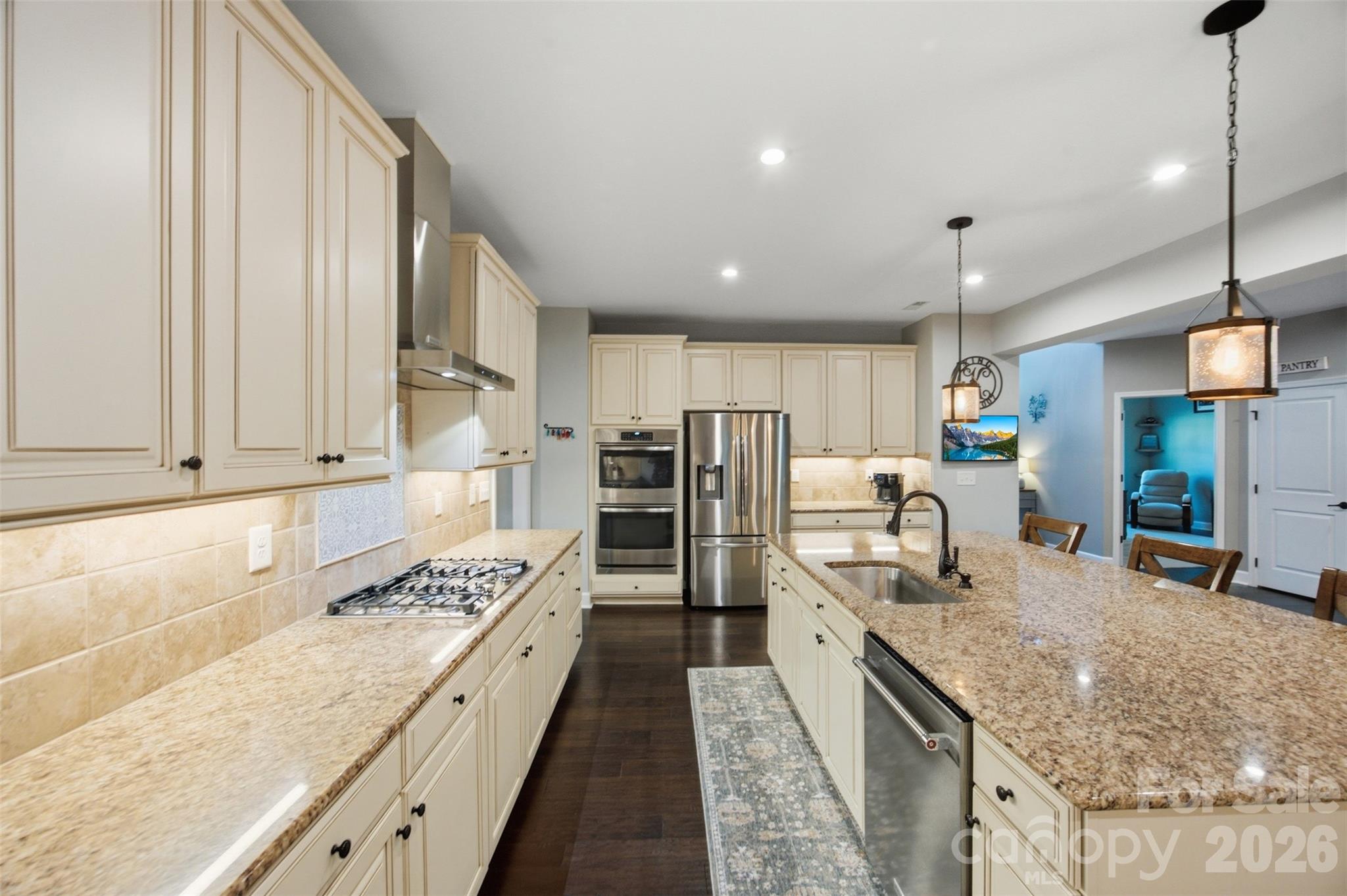 Single Family Residence at 1009 Brookmeade Drive, Waxhaw, photo 11 of 48