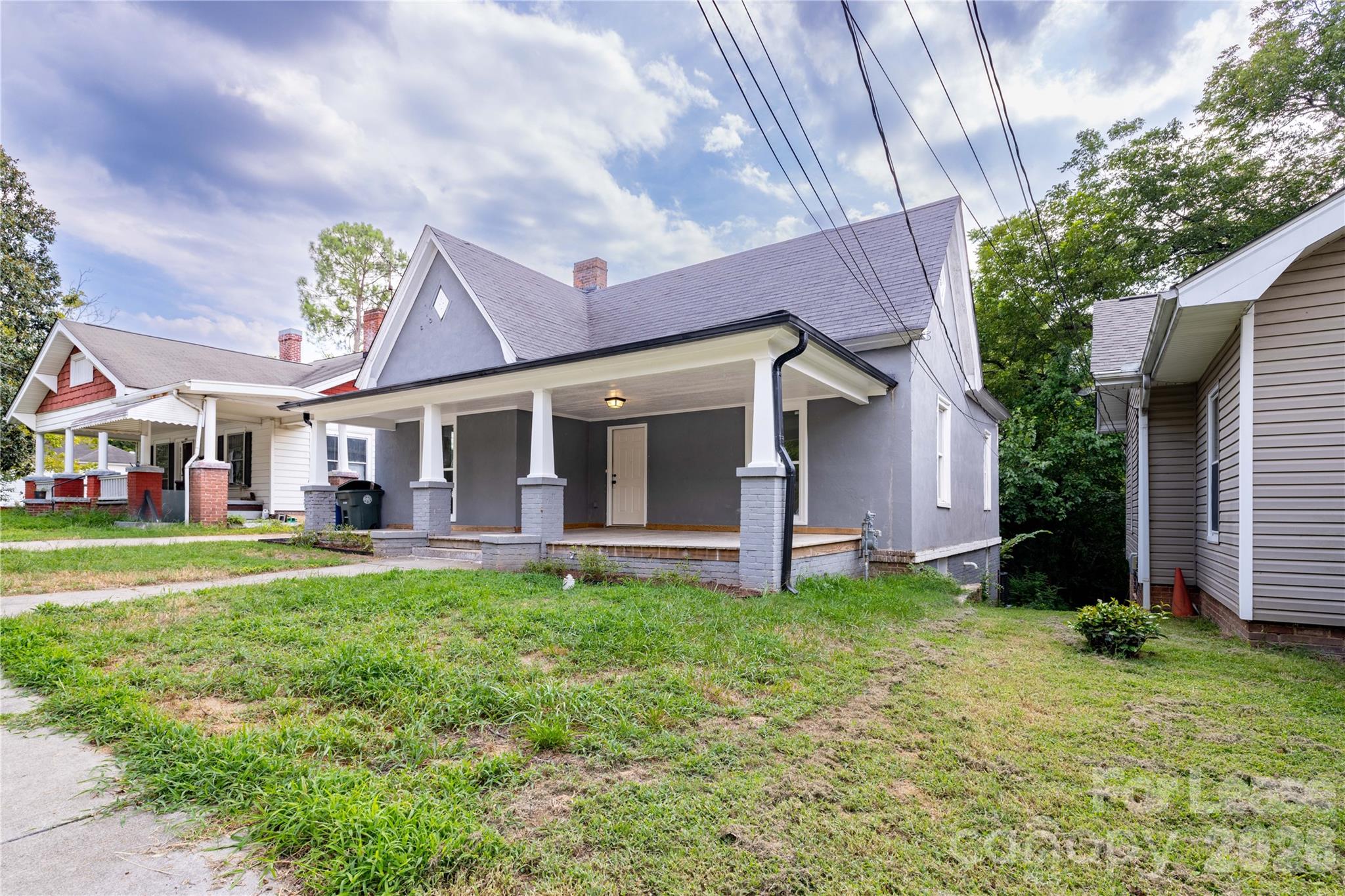 Single Family Residence at 609 W Liberty Street, Salisbury, photo 2 of 37