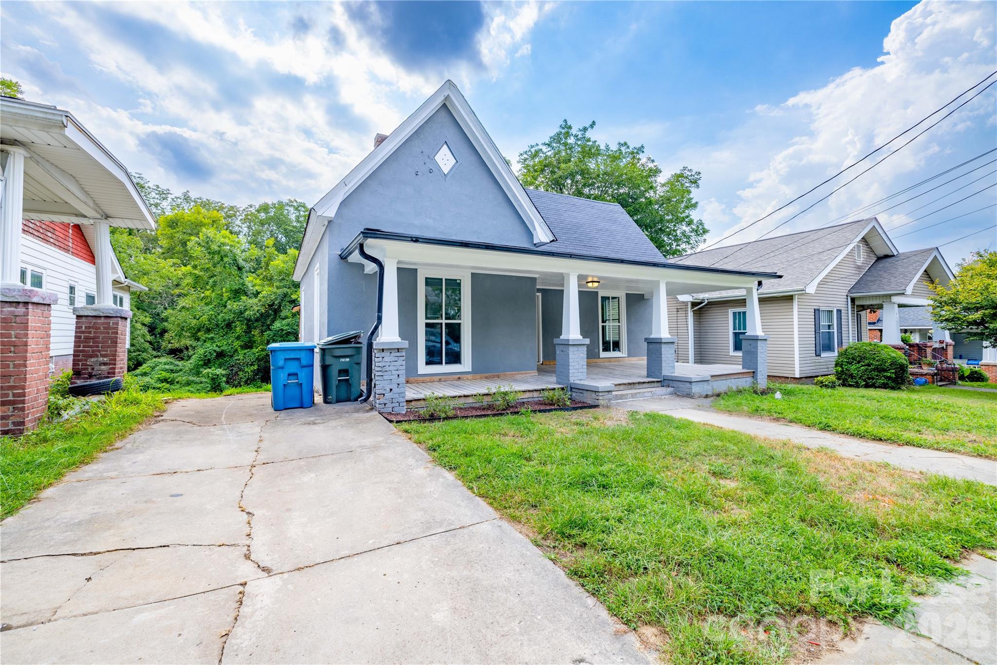 Single Family Residence at 609 W Liberty Street, Salisbury, photo 3 of 37