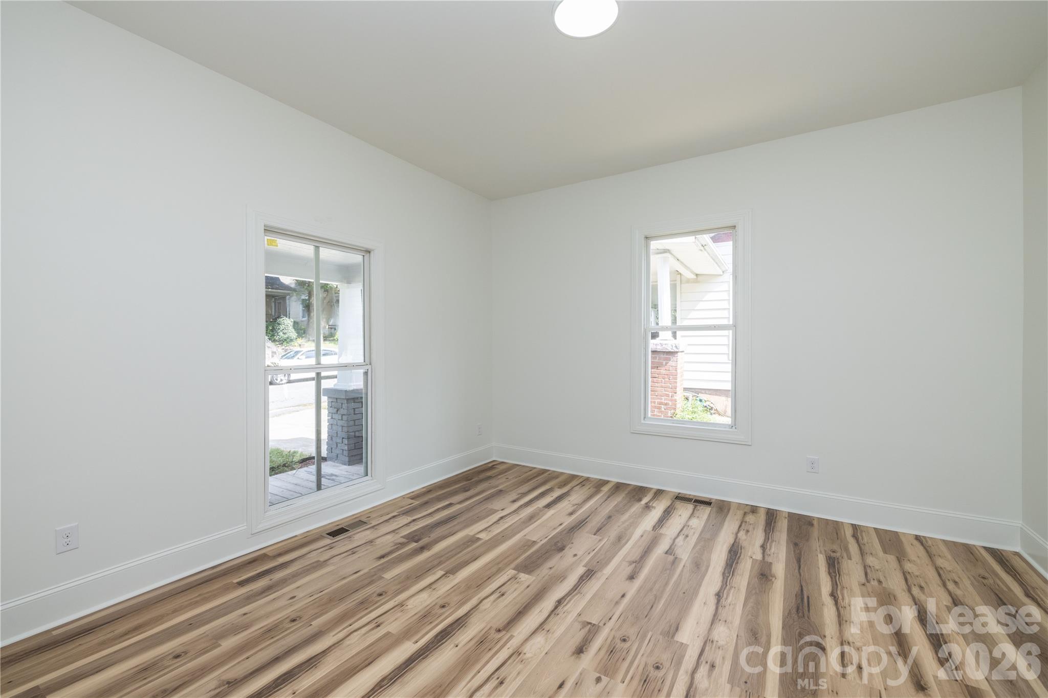 Single Family Residence at 609 W Liberty Street, Salisbury, photo 8 of 37