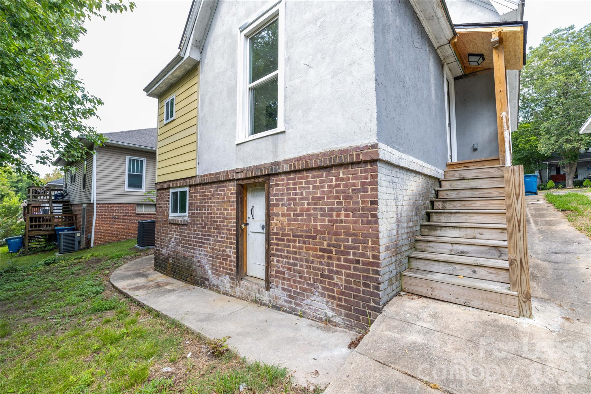 Single Family Residence at 609 W Liberty Street, Salisbury, photo 37 of 37