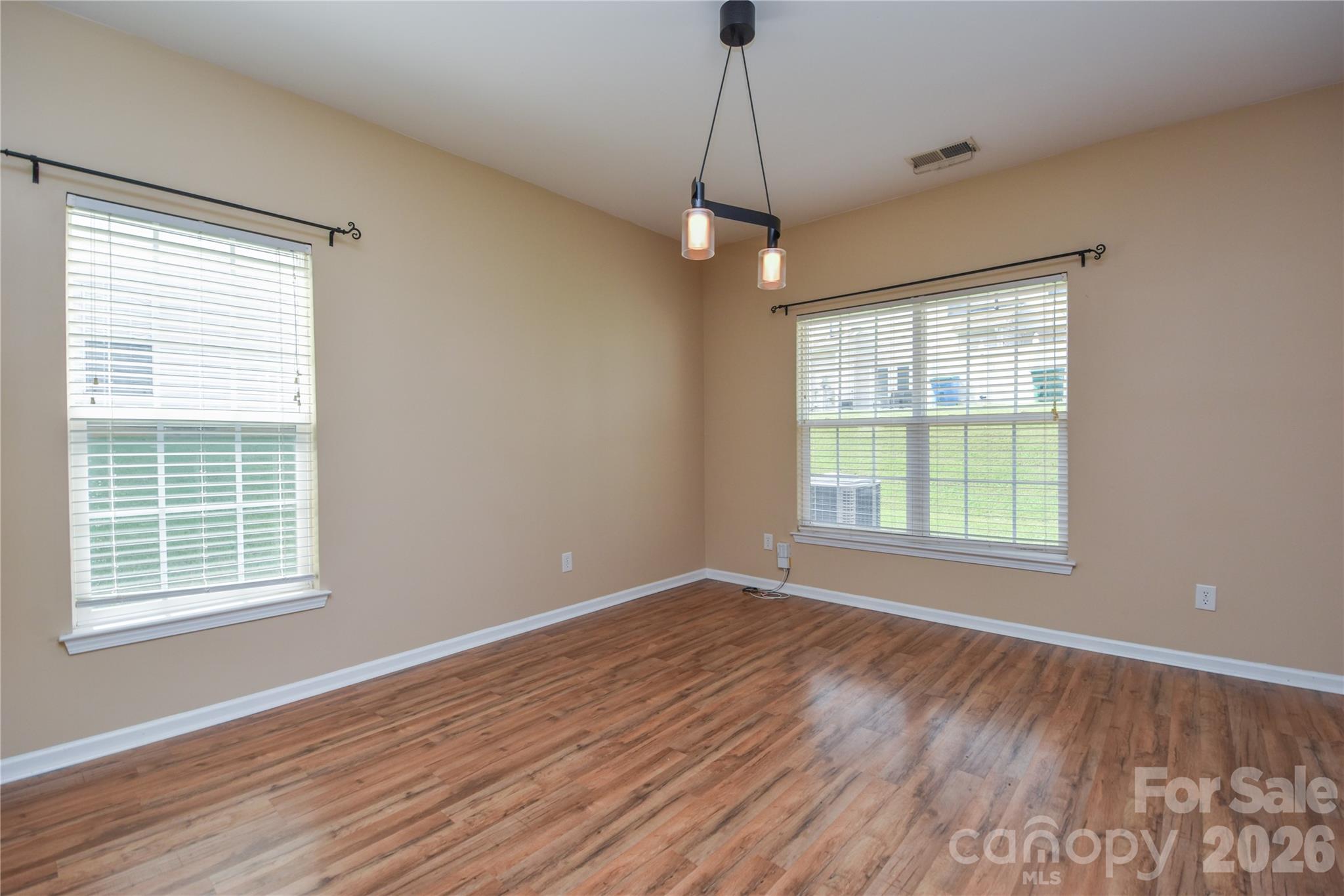 Townhouse at 12222 Stratfield Place Circle, Pineville, photo 9 of 33