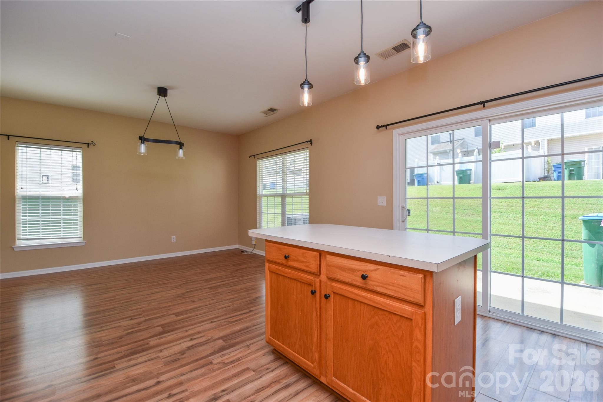 Townhouse at 12222 Stratfield Place Circle, Pineville, photo 10 of 33
