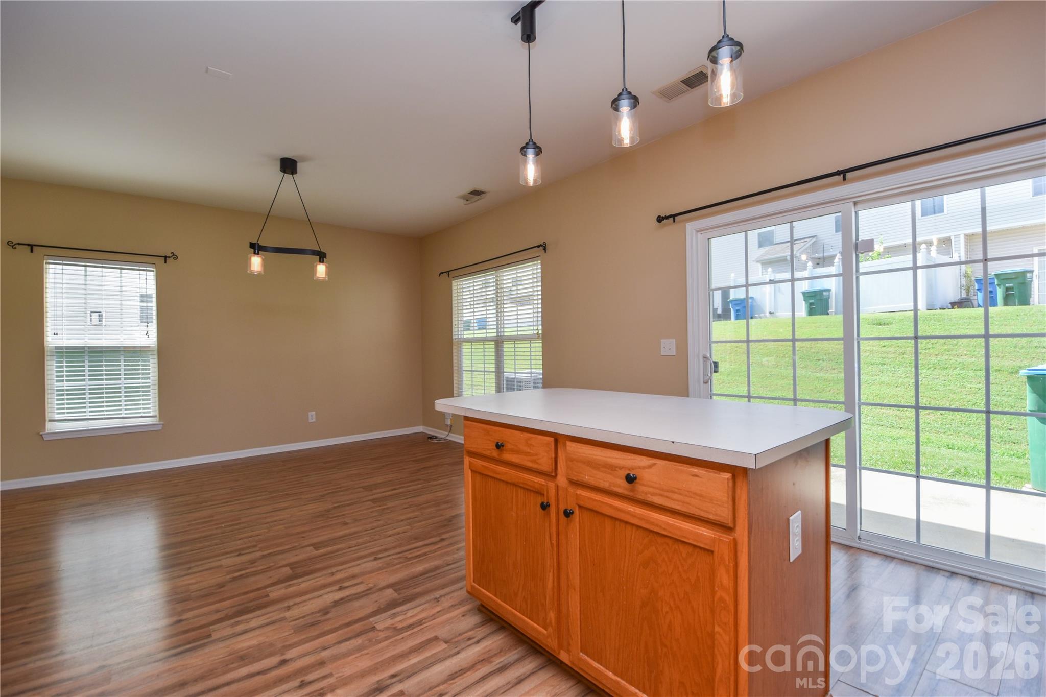 Townhouse at 12222 Stratfield Place Circle, Pineville, photo 11 of 33