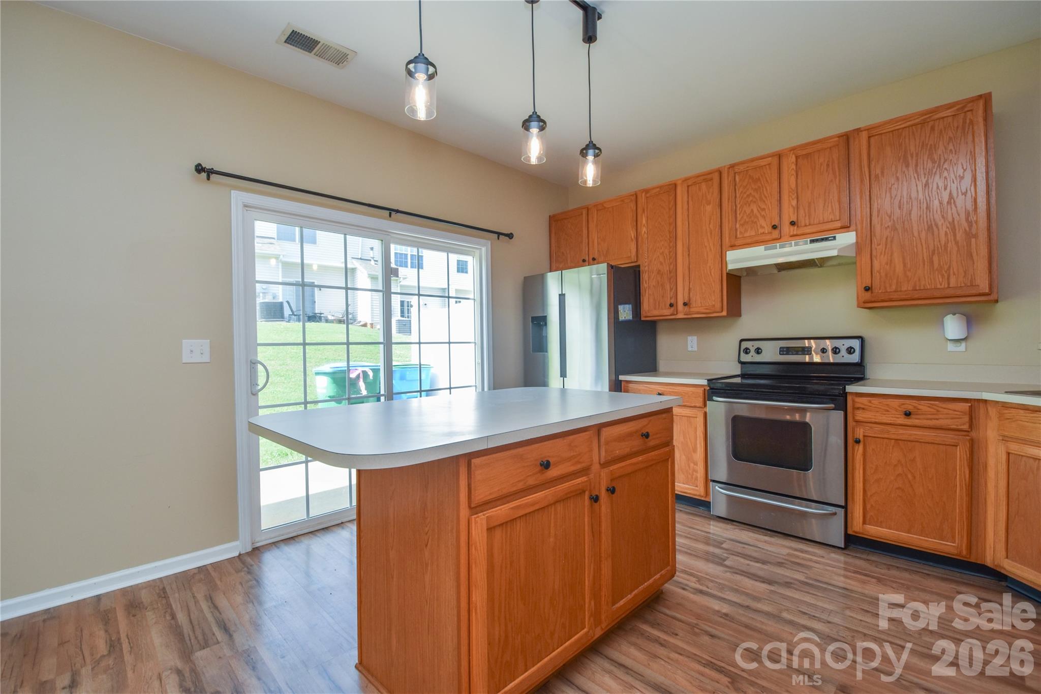 Townhouse at 12222 Stratfield Place Circle, Pineville, photo 12 of 33