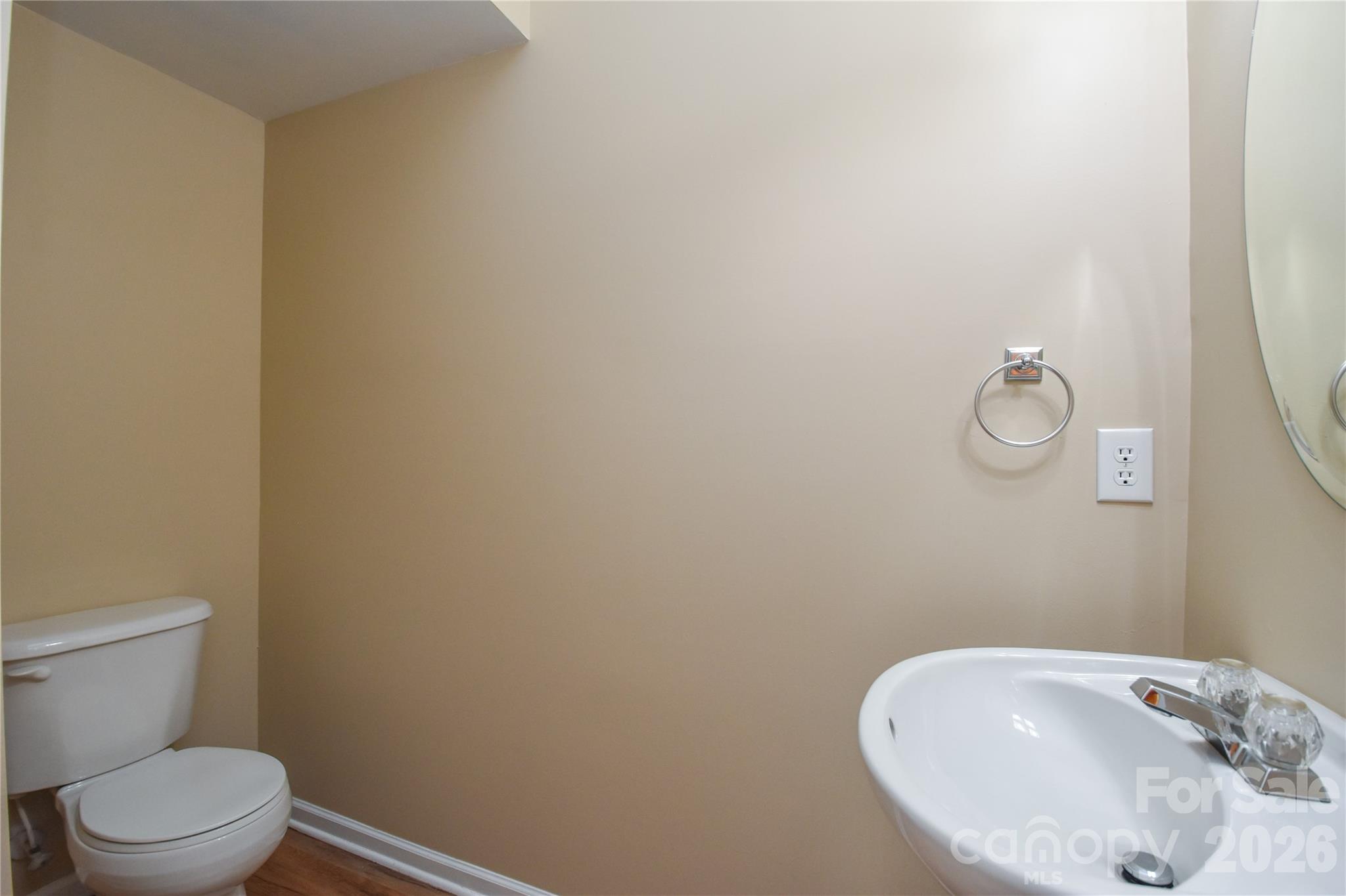 Townhouse at 12222 Stratfield Place Circle, Pineville, photo 15 of 33