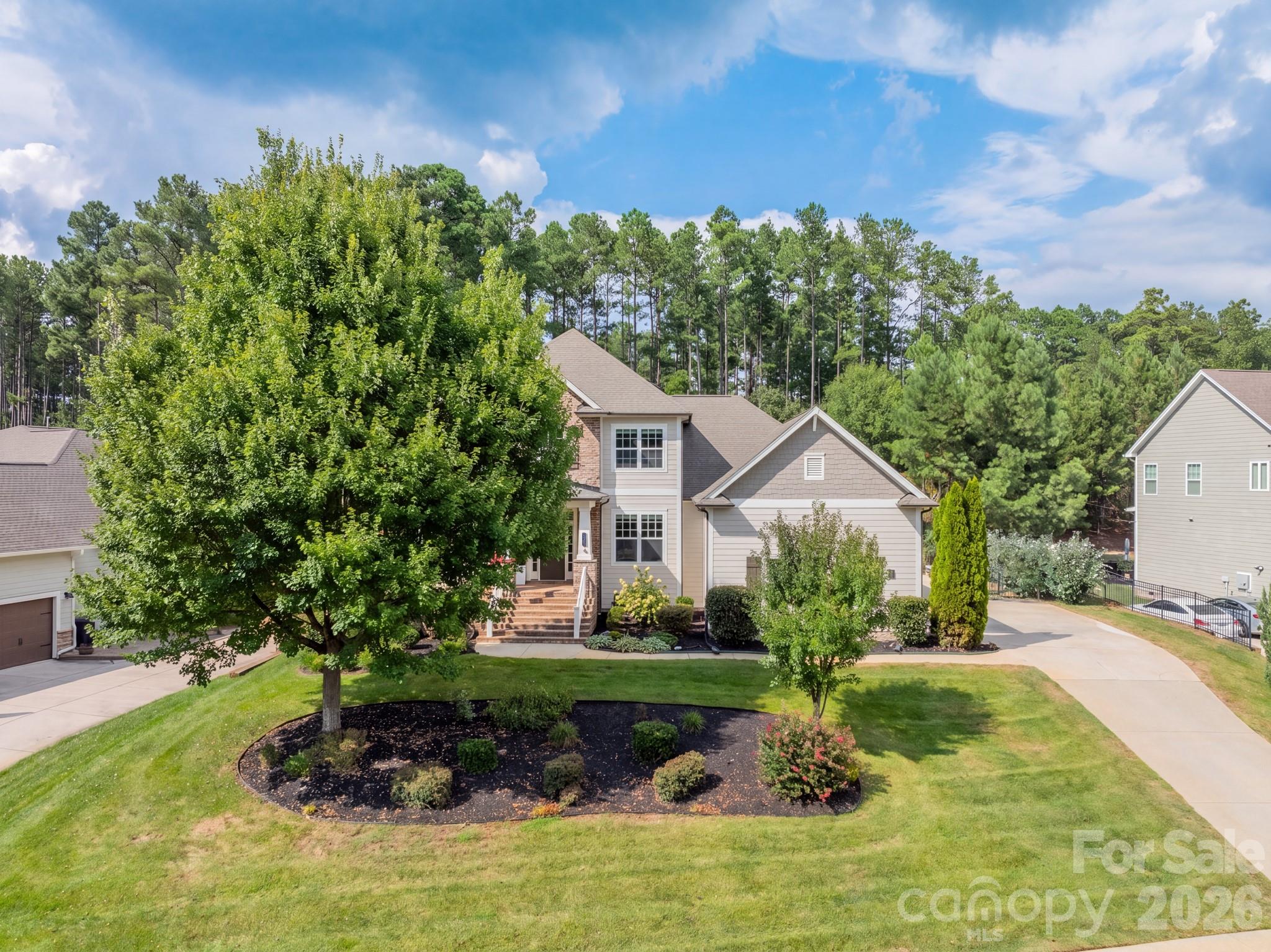 Single Family Residence at 317 Holdsworth Drive, Mount Holly, photo 4 of 48
