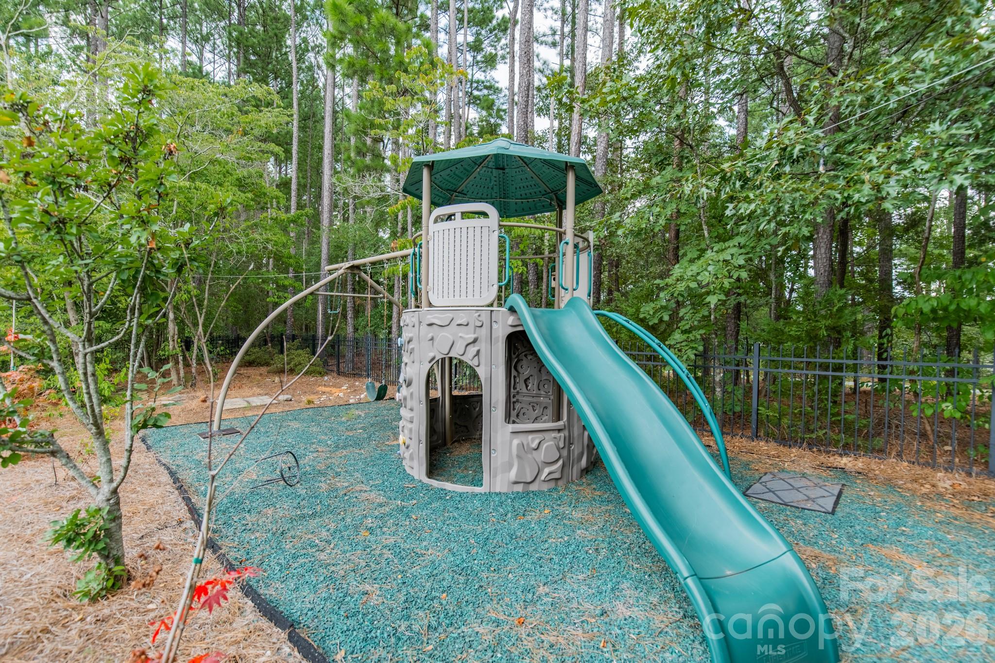 Single Family Residence at 317 Holdsworth Drive, Mount Holly, photo 45 of 48