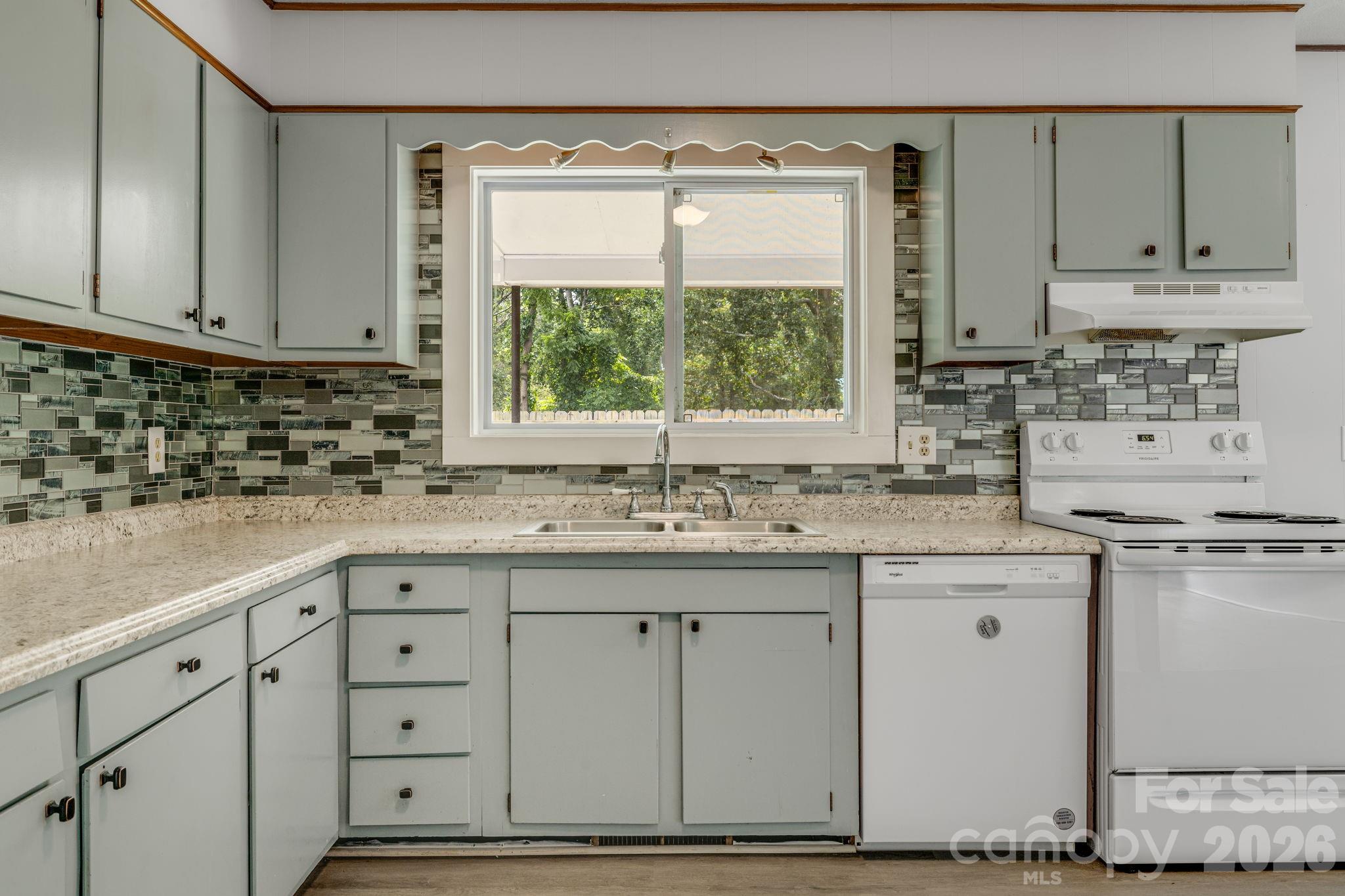 Single Family Residence at 25 Hickory Tree Road, Asheville, photo 11 of 46