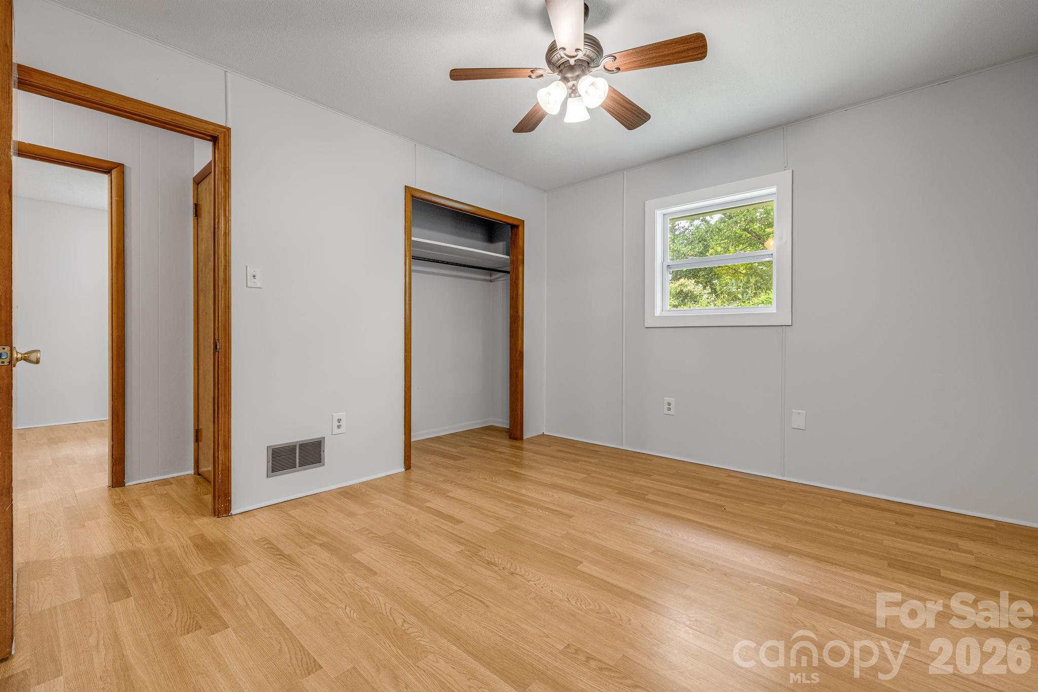 Single Family Residence at 25 Hickory Tree Road, Asheville, photo 25 of 46