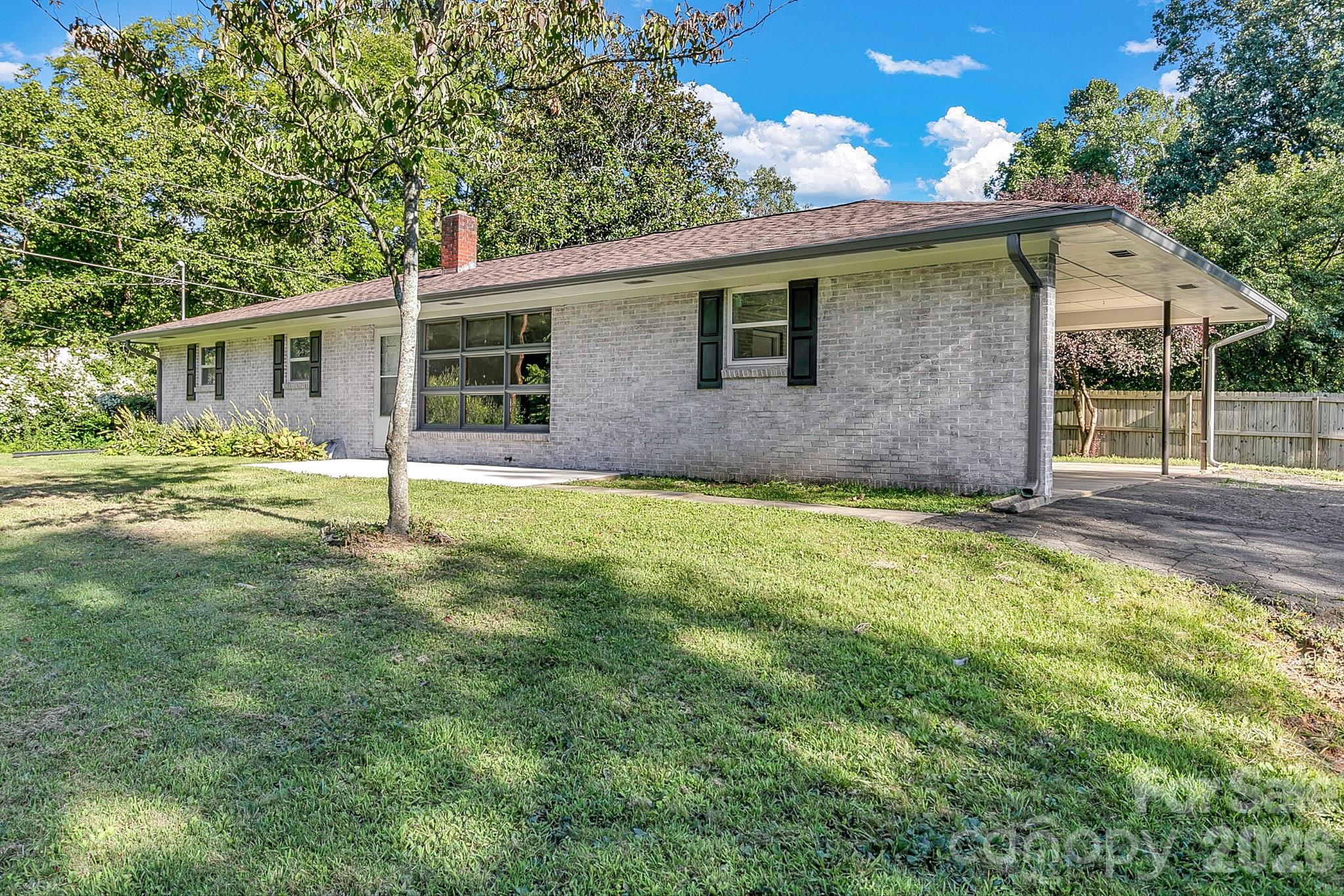 Single Family Residence at 25 Hickory Tree Road, Asheville, photo 45 of 46