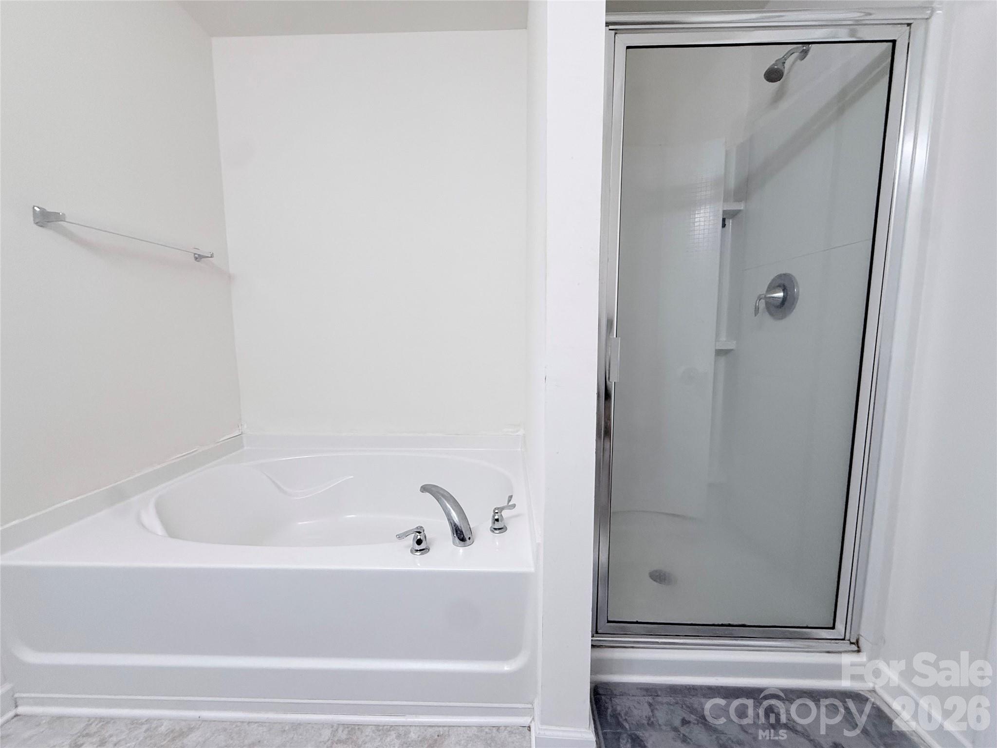 Primary bathroom - 107 Longleaf Drive, Mooresville