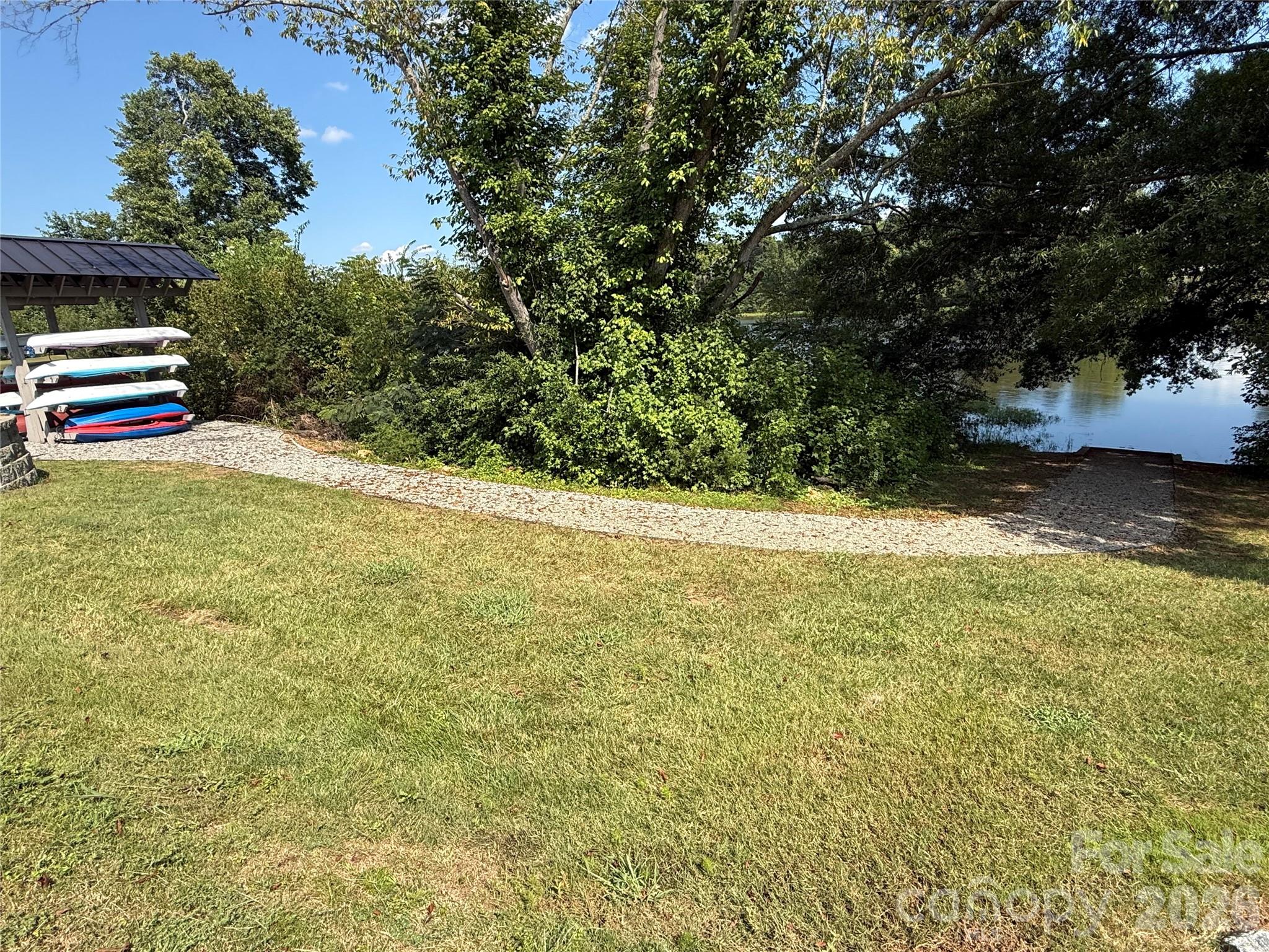Kayak area/lake access - 107 Longleaf Drive, Mooresville