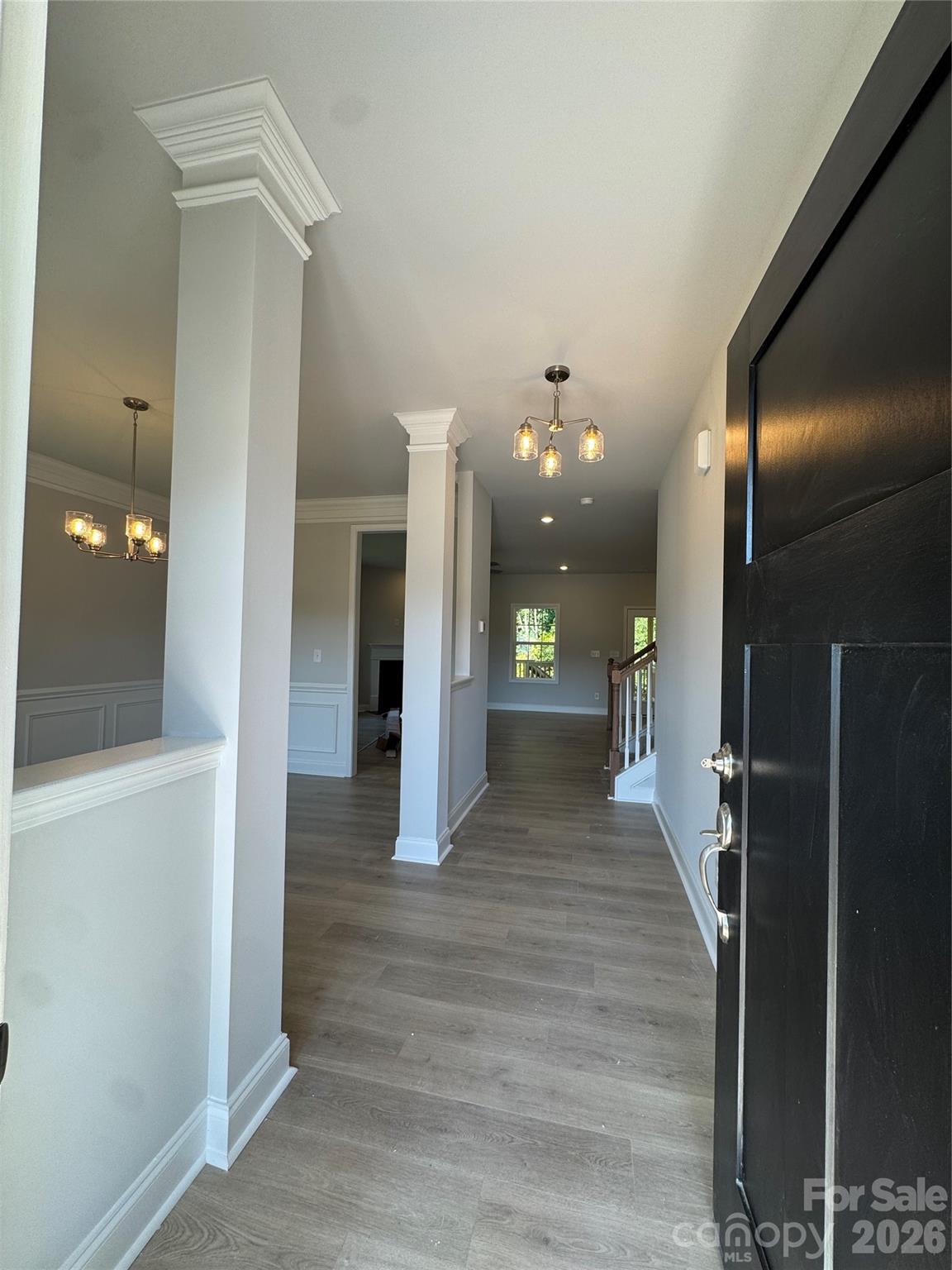 Single Family Residence at 1570 Autumn Lane, York, photo 4 of 39