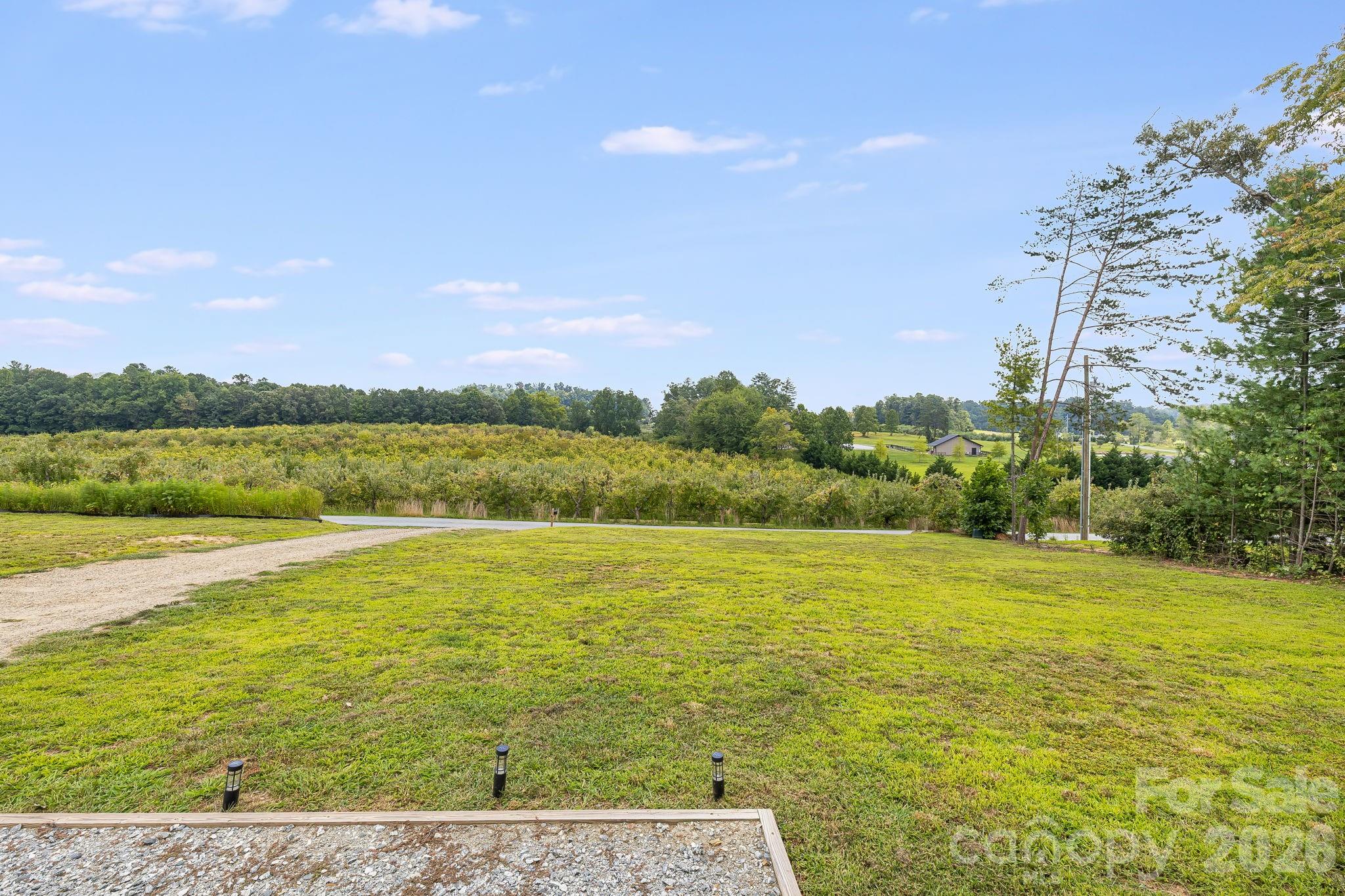 Single Family Residence at 398 Point Hope Lane, Hendersonville, photo 38 of 38