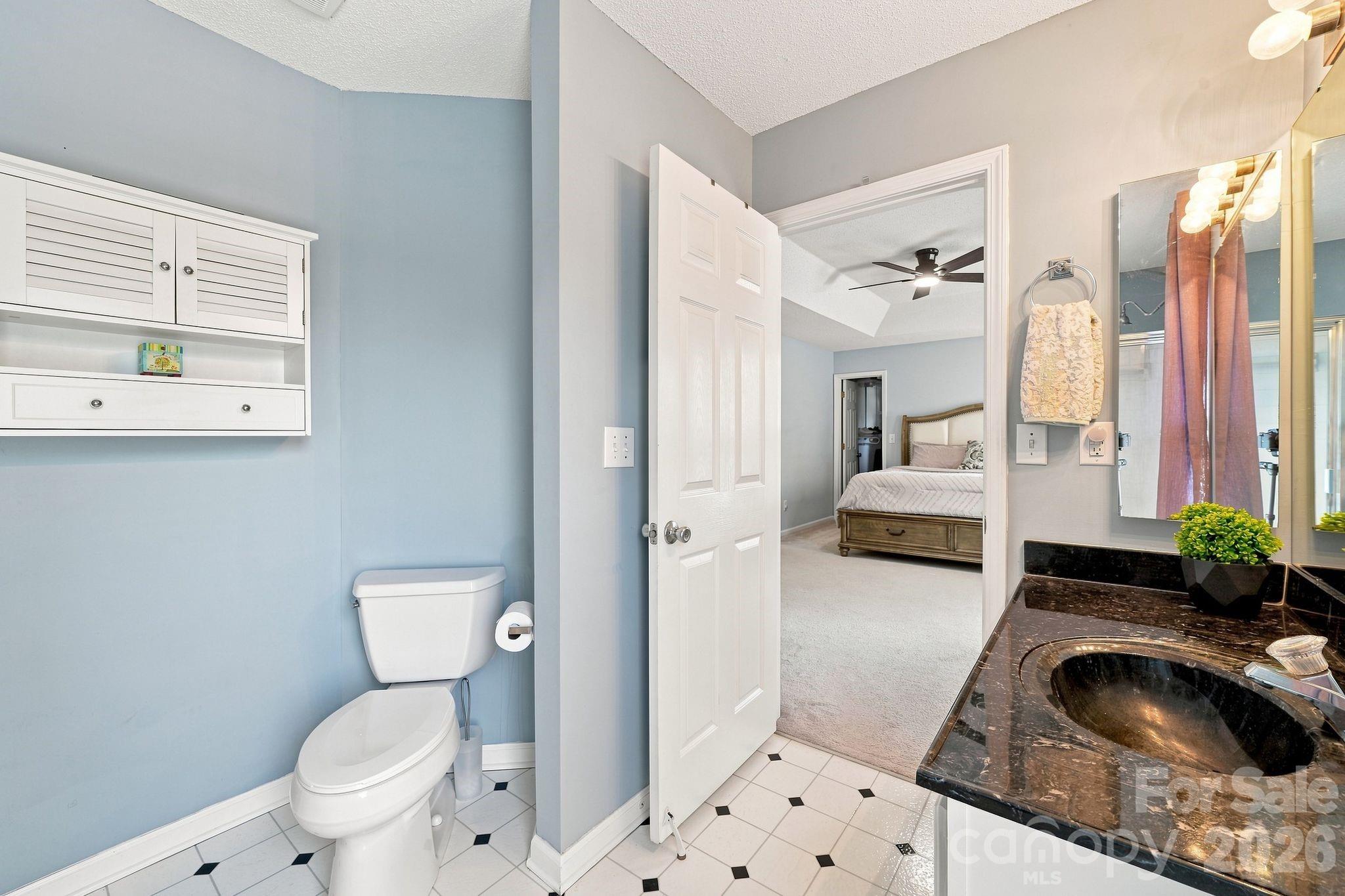 Single Family Residence at 104 Oak Grove Court, Fort Mill, photo 25 of 48