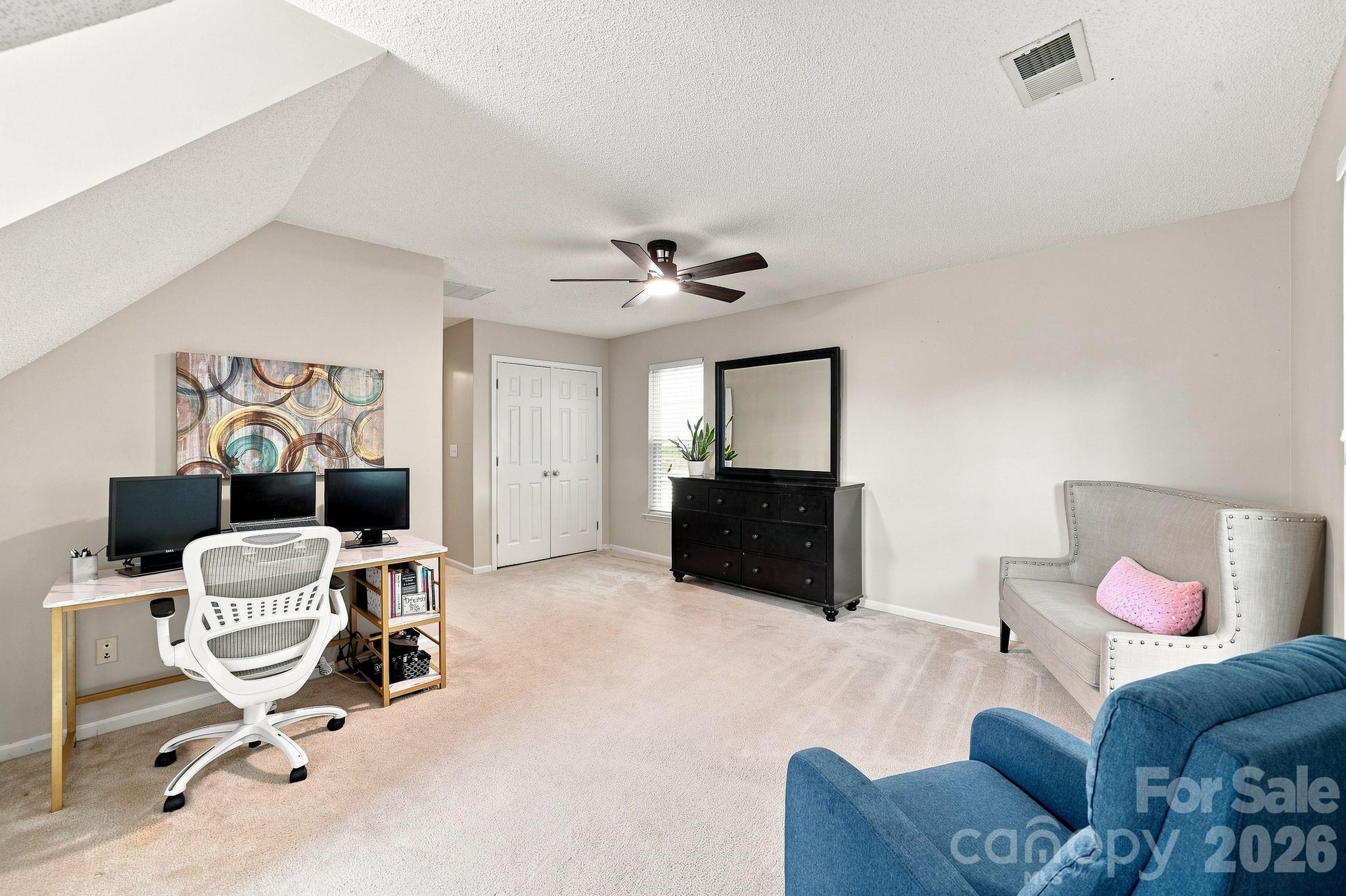 Single Family Residence at 104 Oak Grove Court, Fort Mill, photo 32 of 48