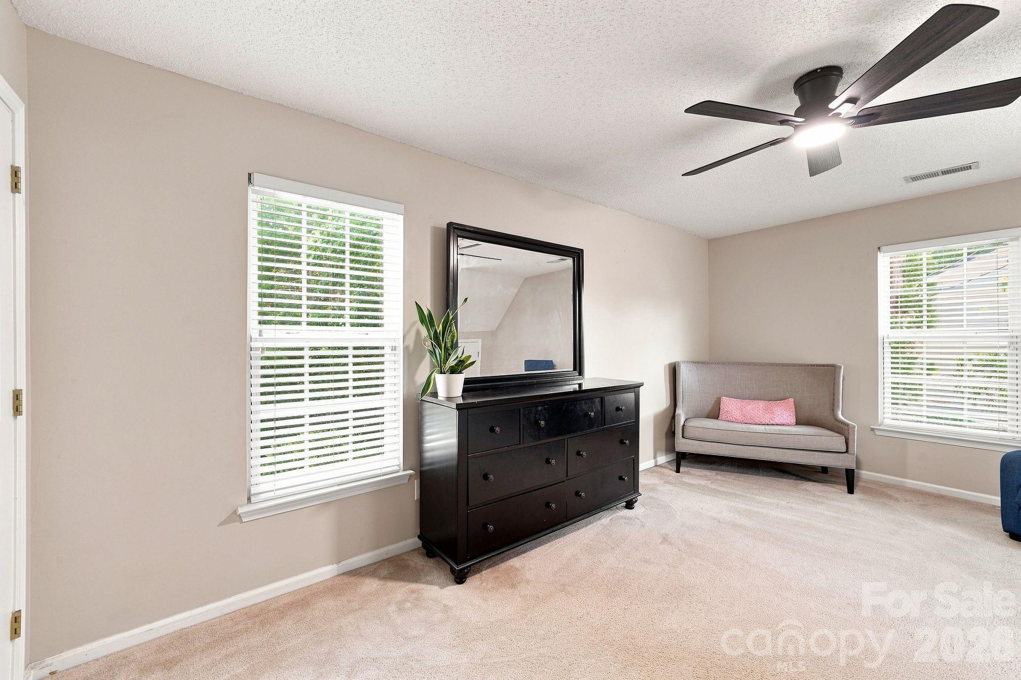 Single Family Residence at 104 Oak Grove Court, Fort Mill, photo 33 of 48