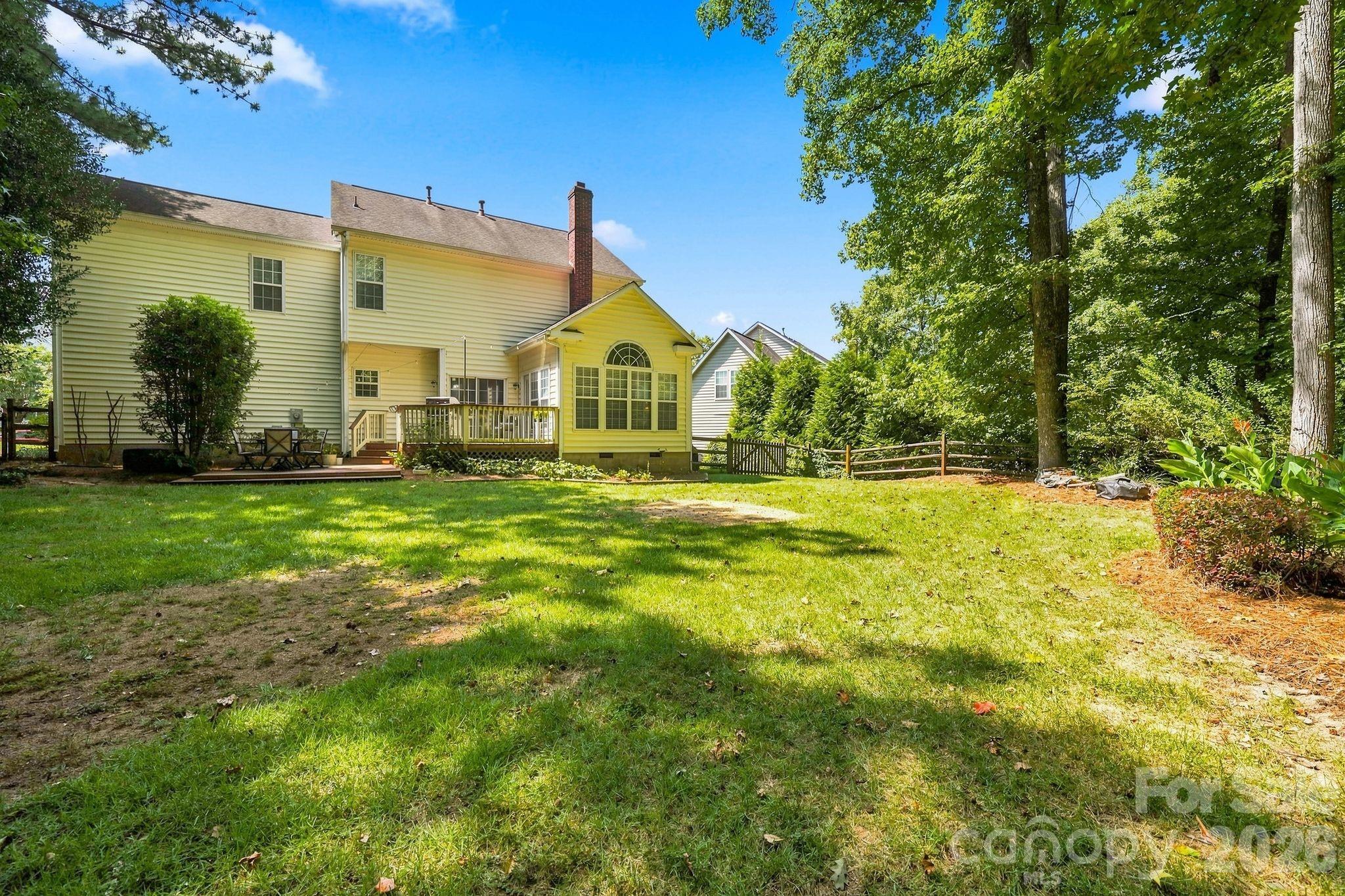 Single Family Residence at 104 Oak Grove Court, Fort Mill, photo 3 of 48