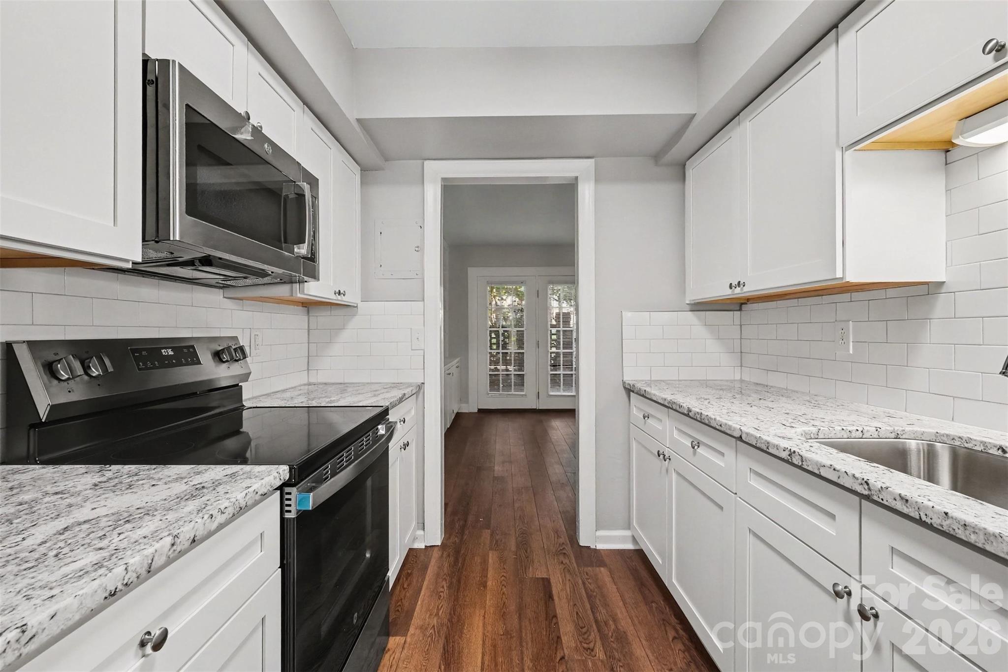 Condominium at 2705 N Center Street, Hickory, photo 6 of 31