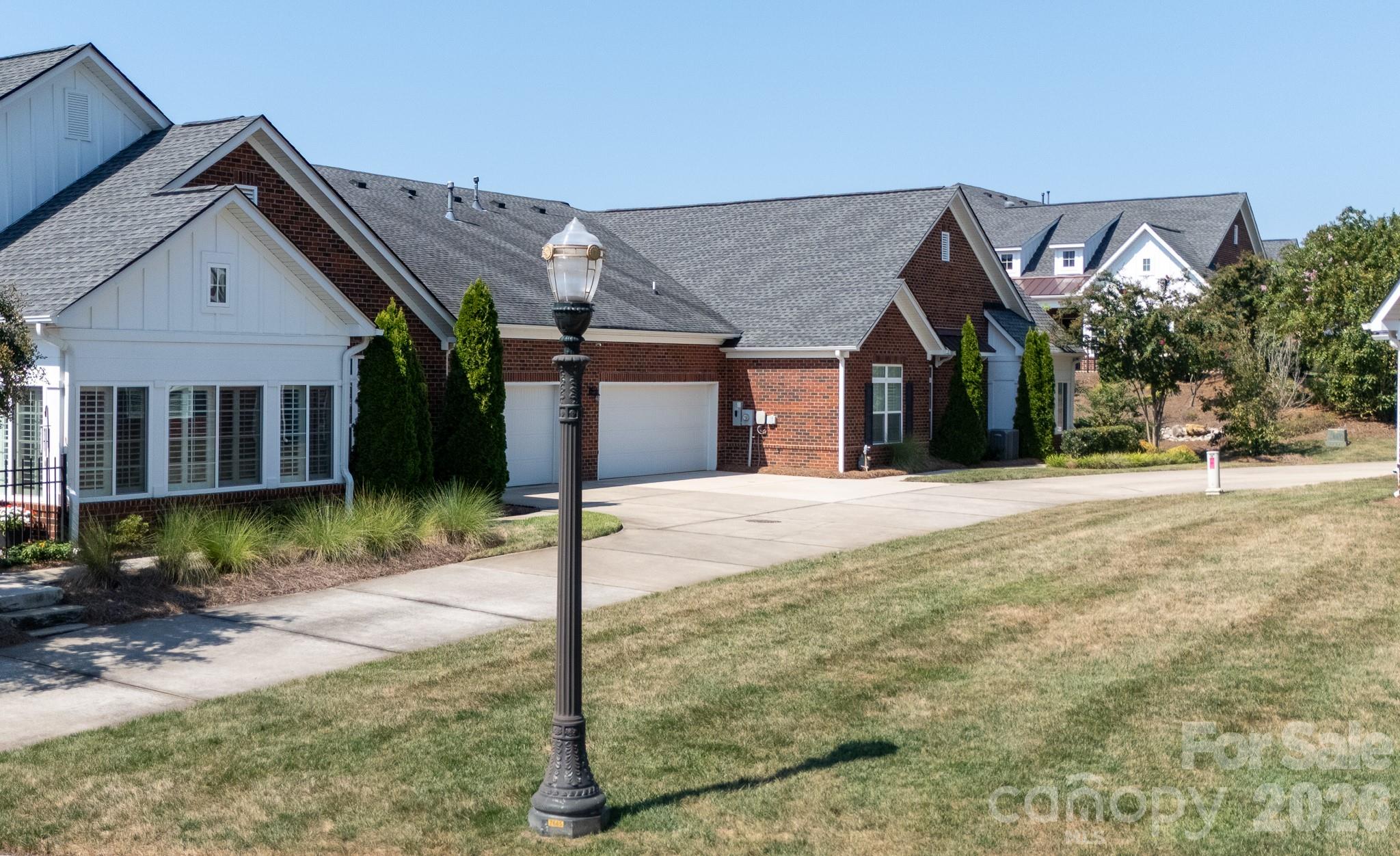 Single Family Residence at 399 Quinby Way, Rock Hill, photo 33 of 43