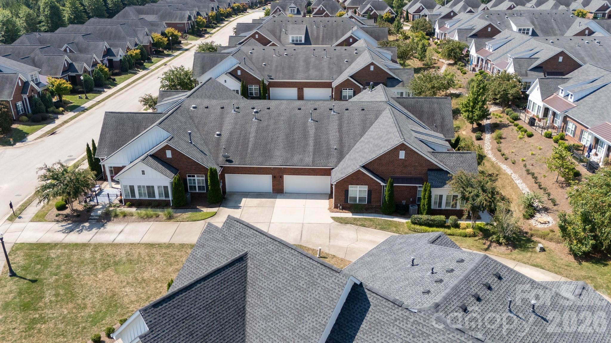 Single Family Residence at 399 Quinby Way, Rock Hill, photo 35 of 43