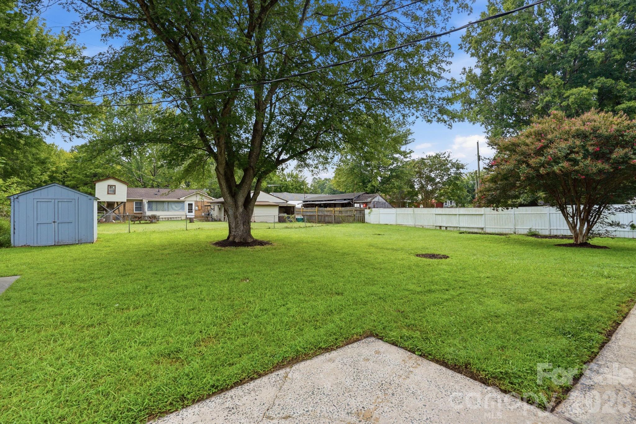 Single Family Residence at 8208 Idlewild Road, Indian Trail, photo 15 of 40