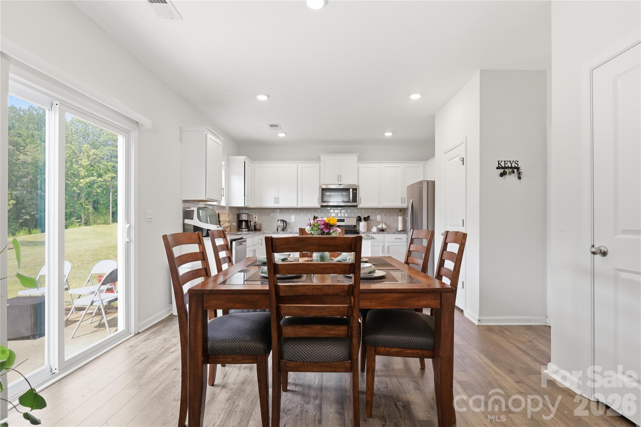 Single Family Residence at 140 North Hill Lane, Troutman, photo 4 of 19