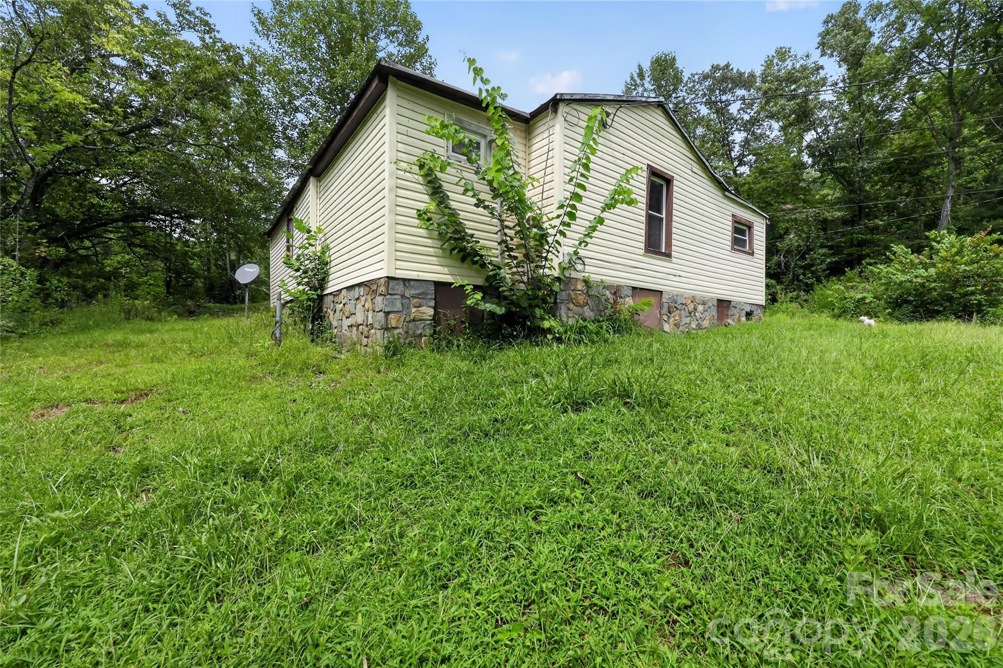 Single Family Residence at 2797 HT Road, Lenoir, photo 24 of 26