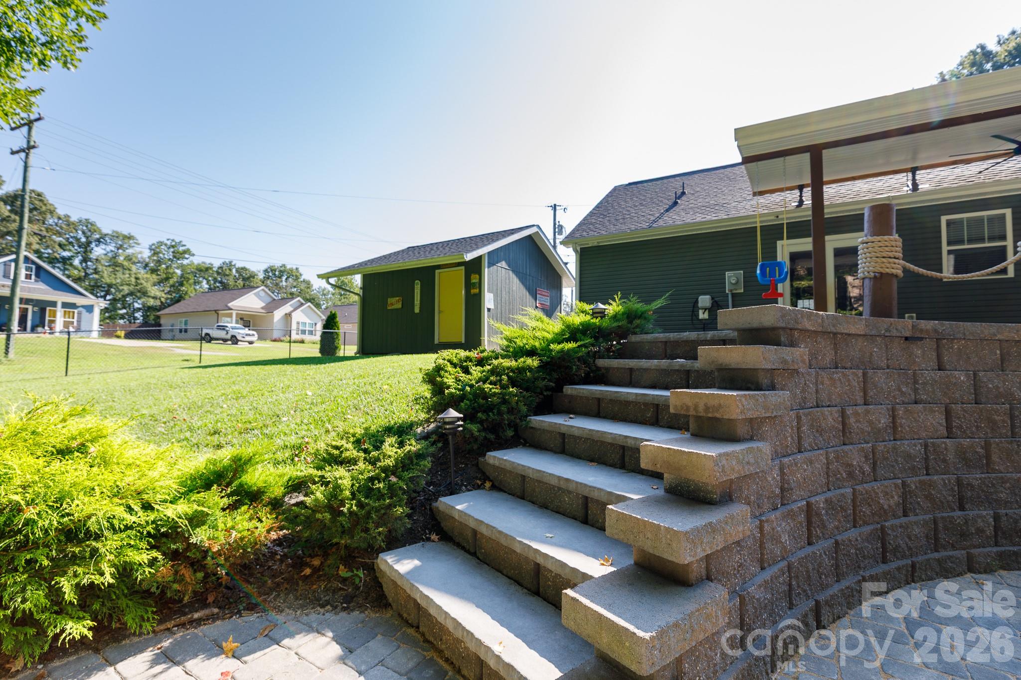 Single Family Residence at 119 Fairmont Street, Clover, photo 10 of 31