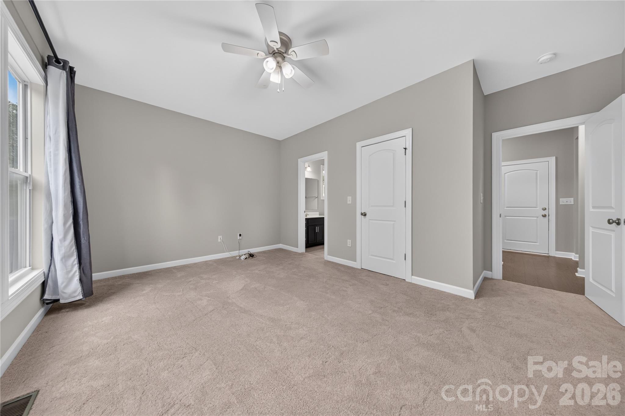 Private En Suite Bath - 366 Hampton Trail Drive, Fort Mill